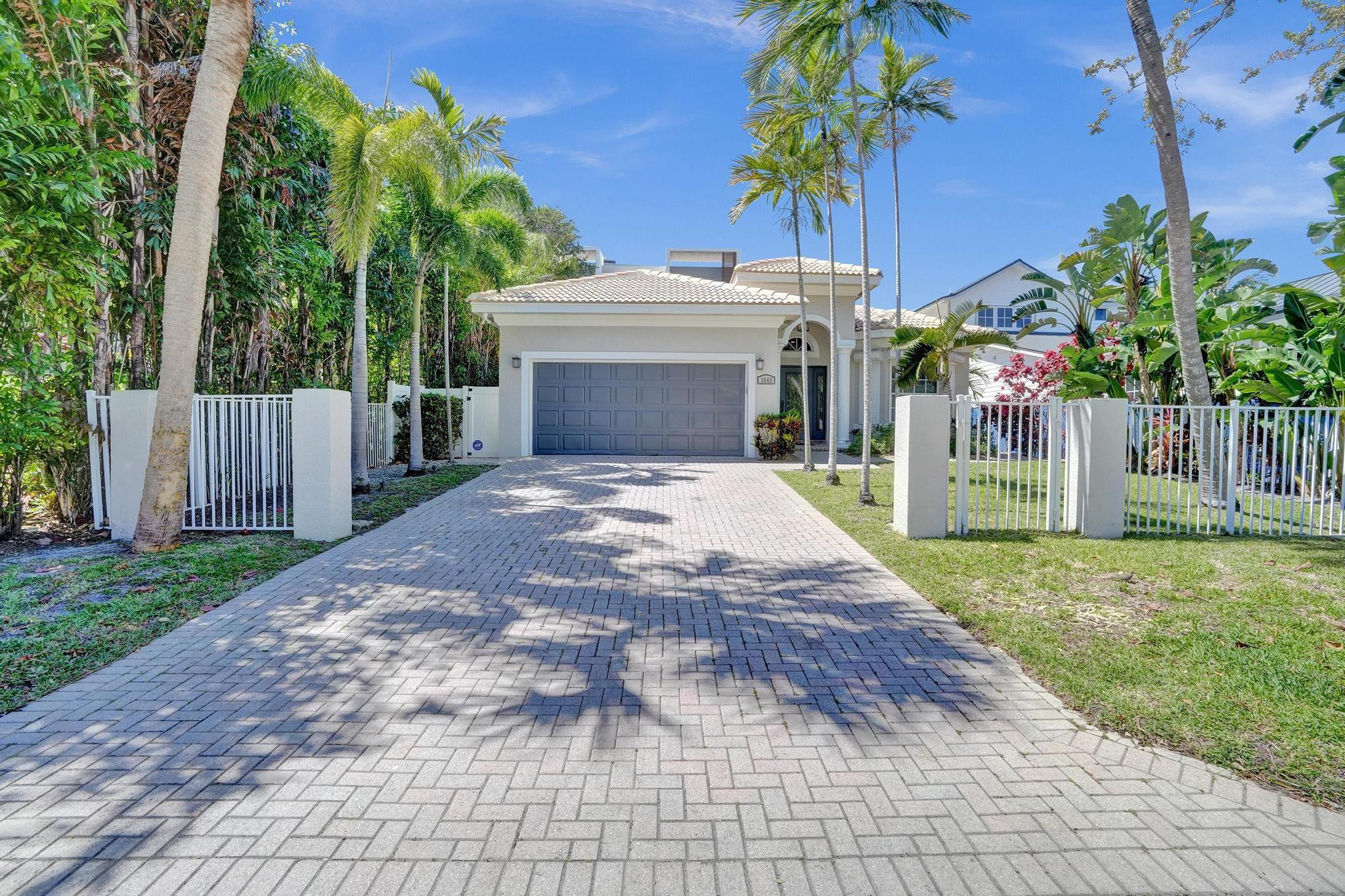 3043 Center, Fort Lauderdale FL 33308