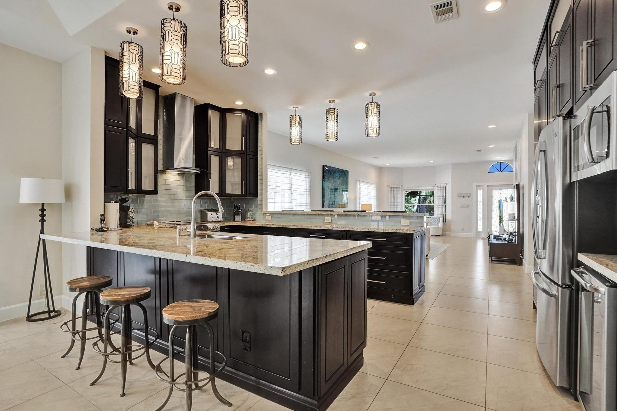 3043 Center, Fort Lauderdale FL 33308
