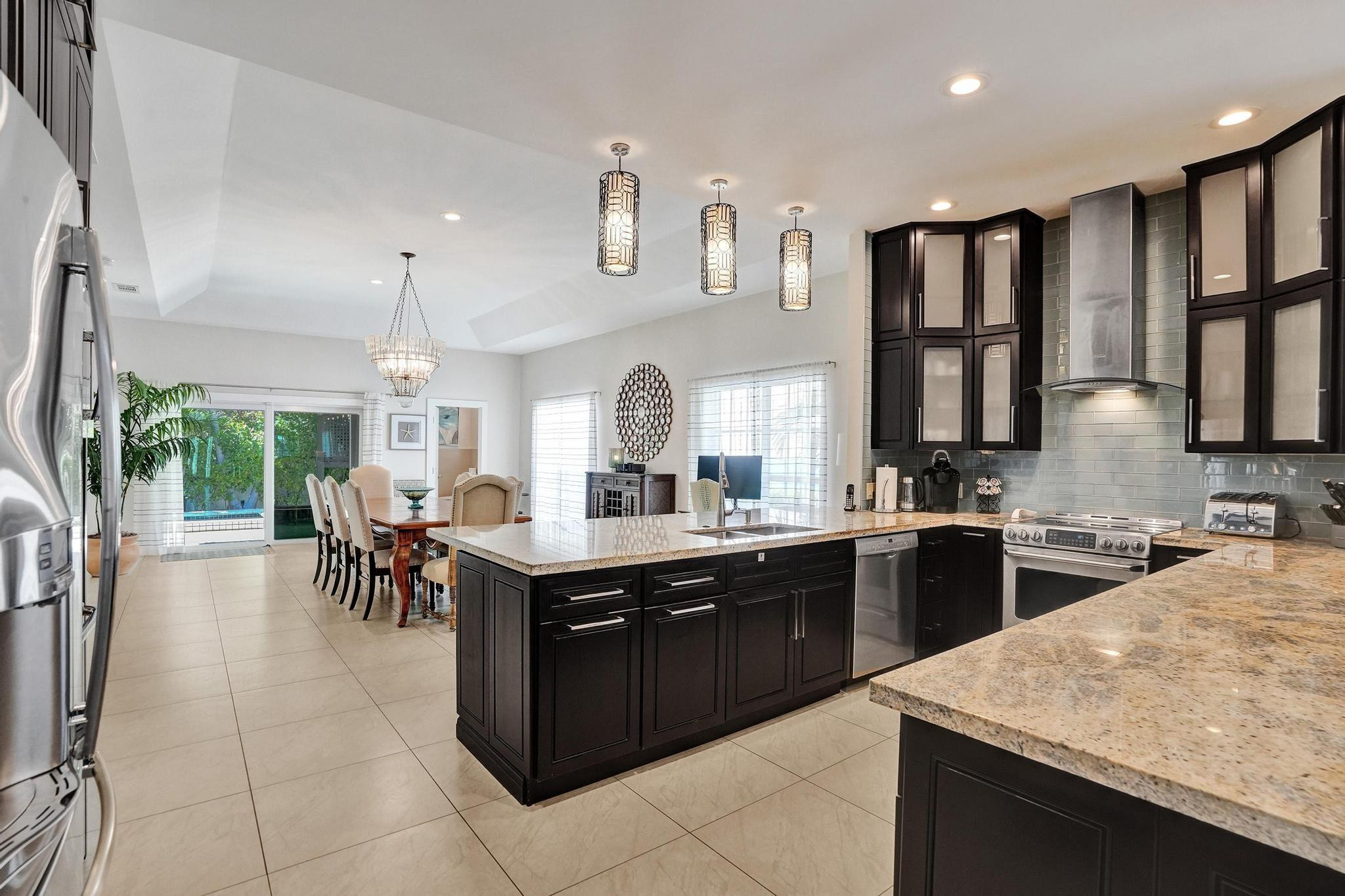 3043 Center, Fort Lauderdale FL 33308
