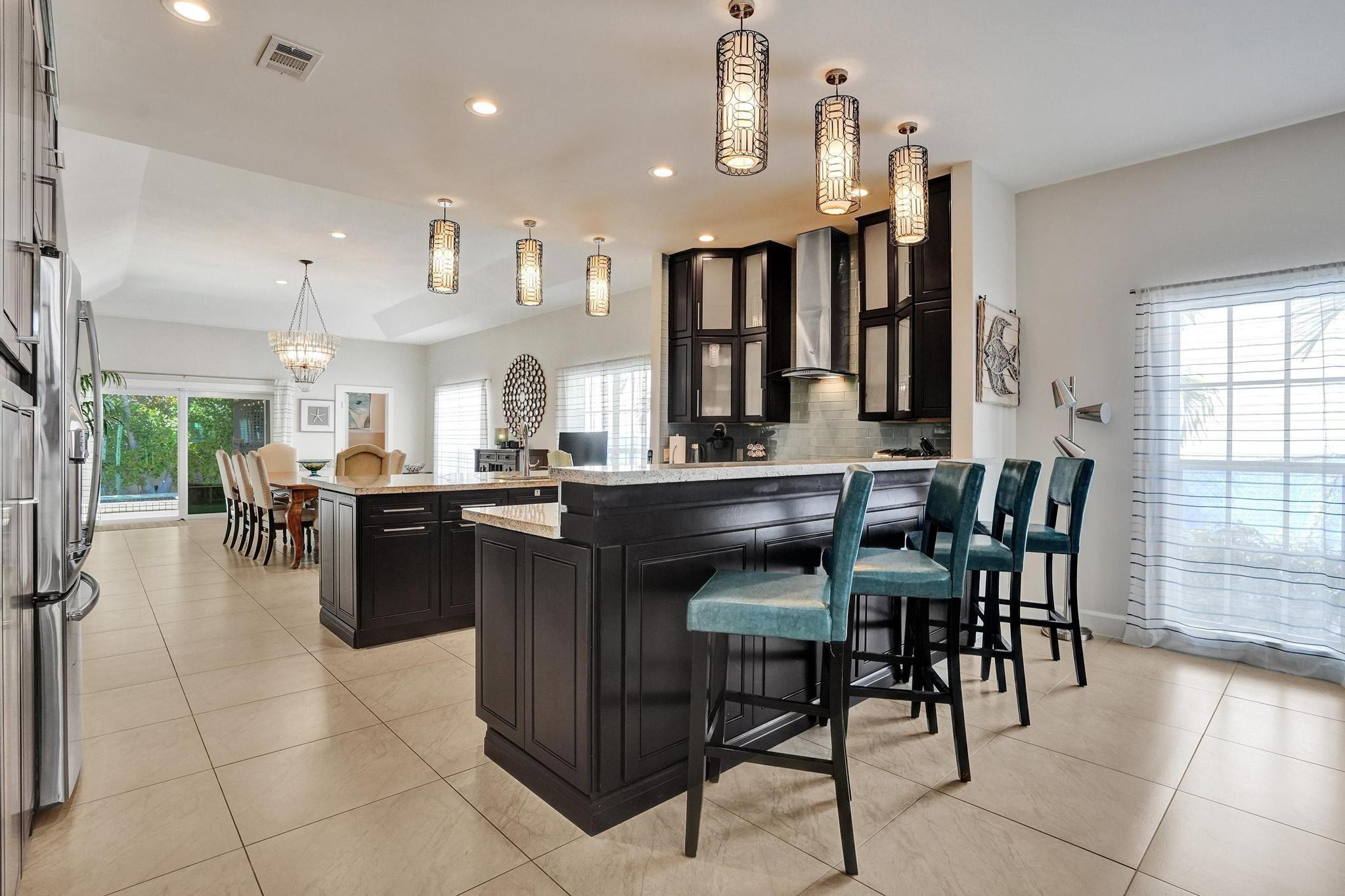 3043 Center, Fort Lauderdale FL 33308