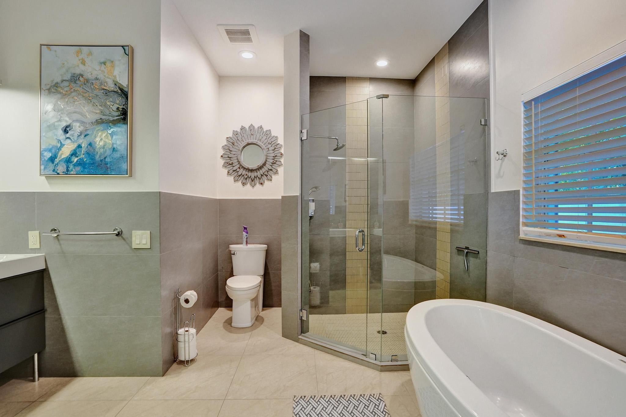 3043 Center, Fort Lauderdale FL 33308