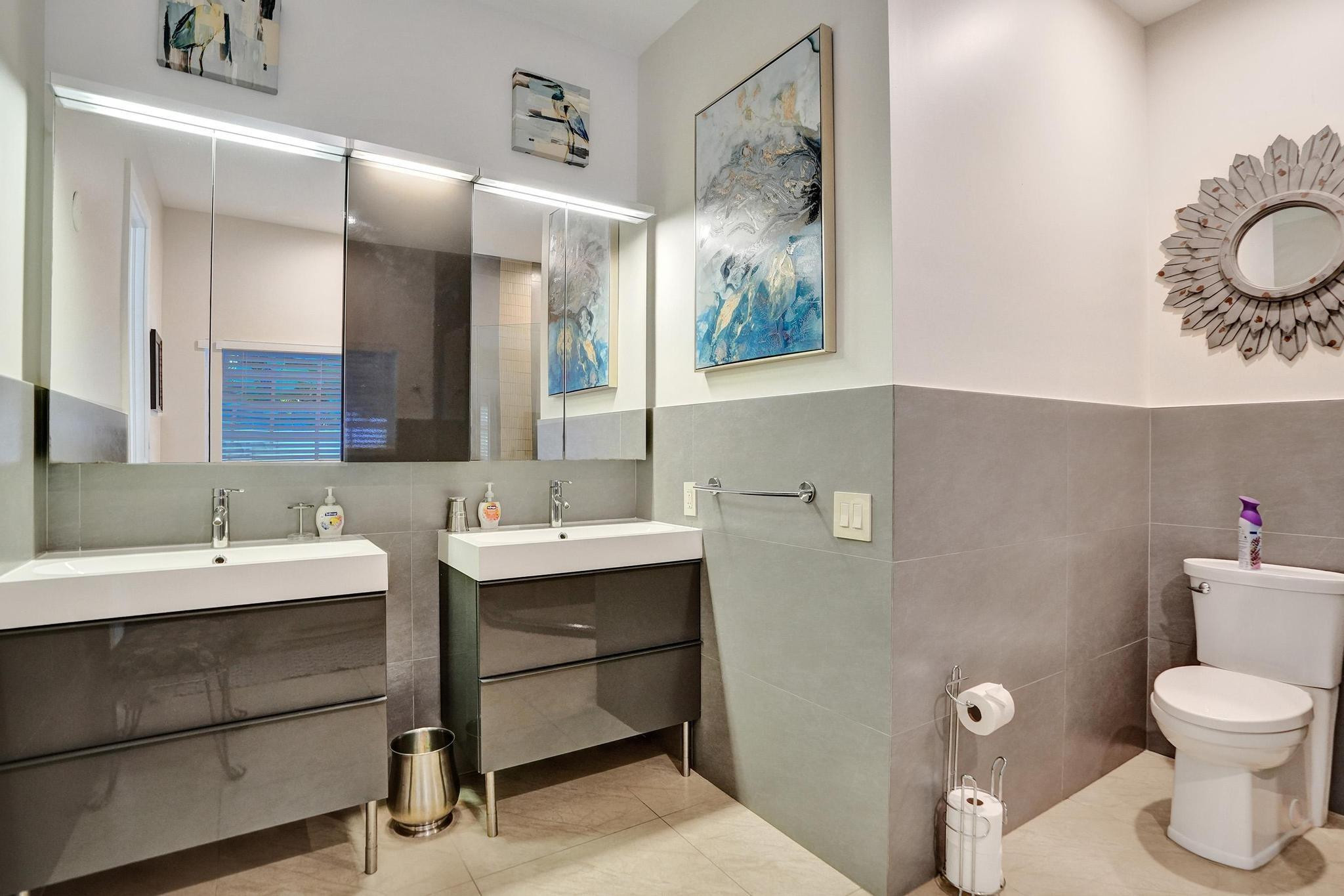 3043 Center, Fort Lauderdale FL 33308