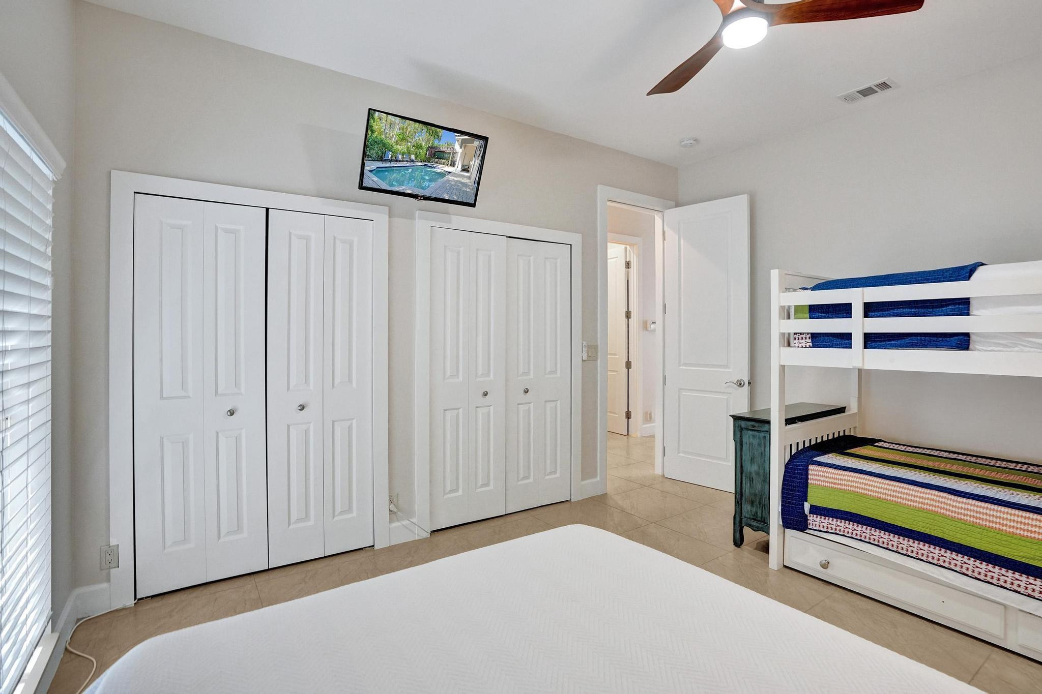 3043 Center, Fort Lauderdale FL 33308