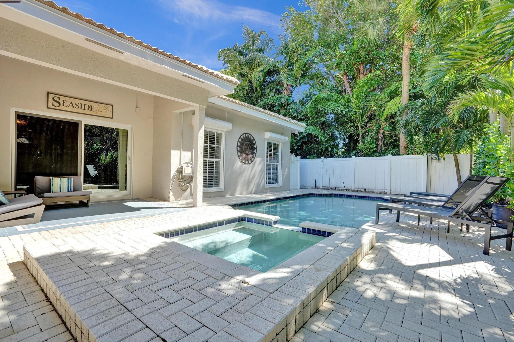 3043 Center, Fort Lauderdale FL 33308
