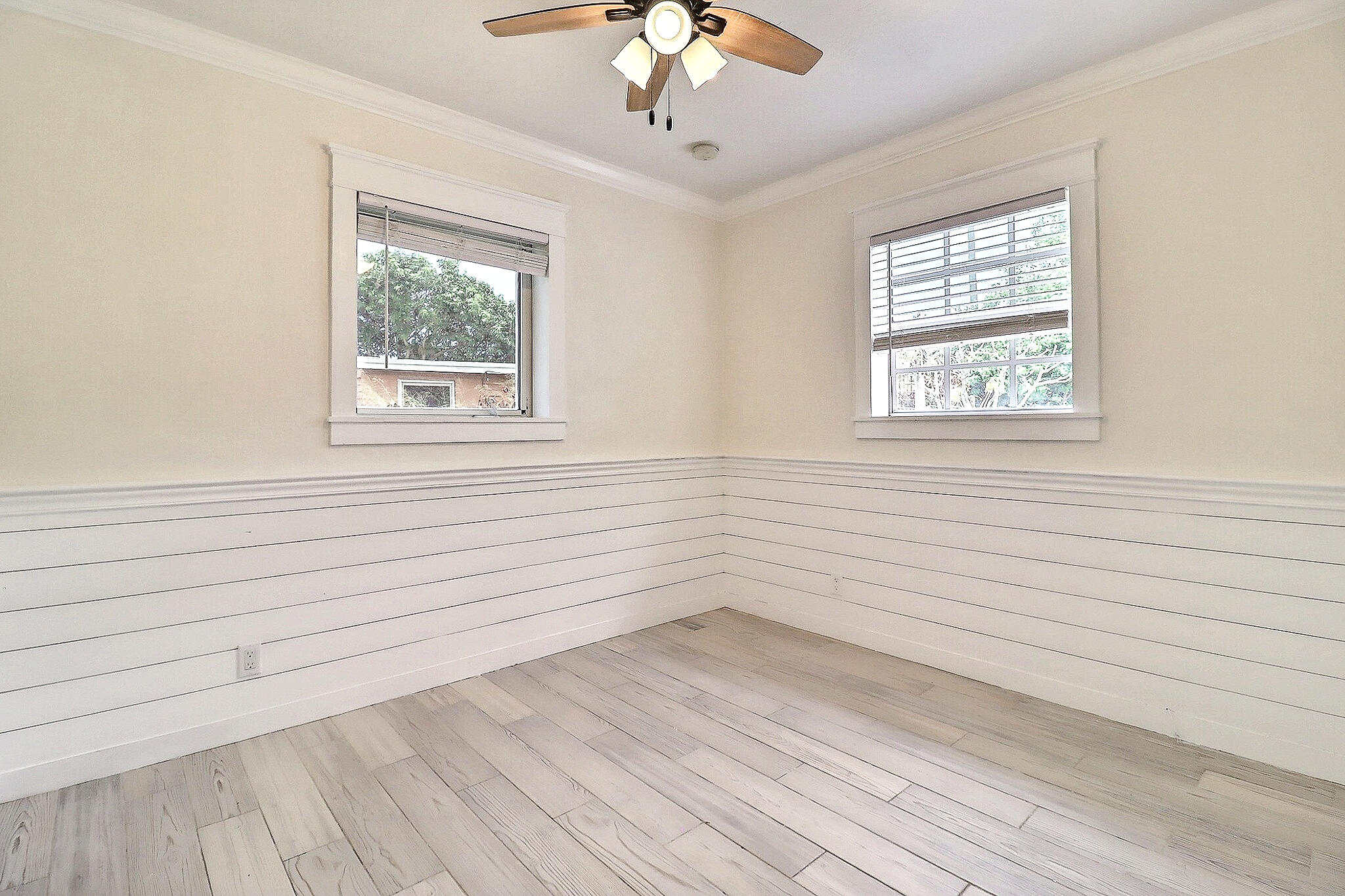 337 Mid Pines, Palm Springs FL 33461