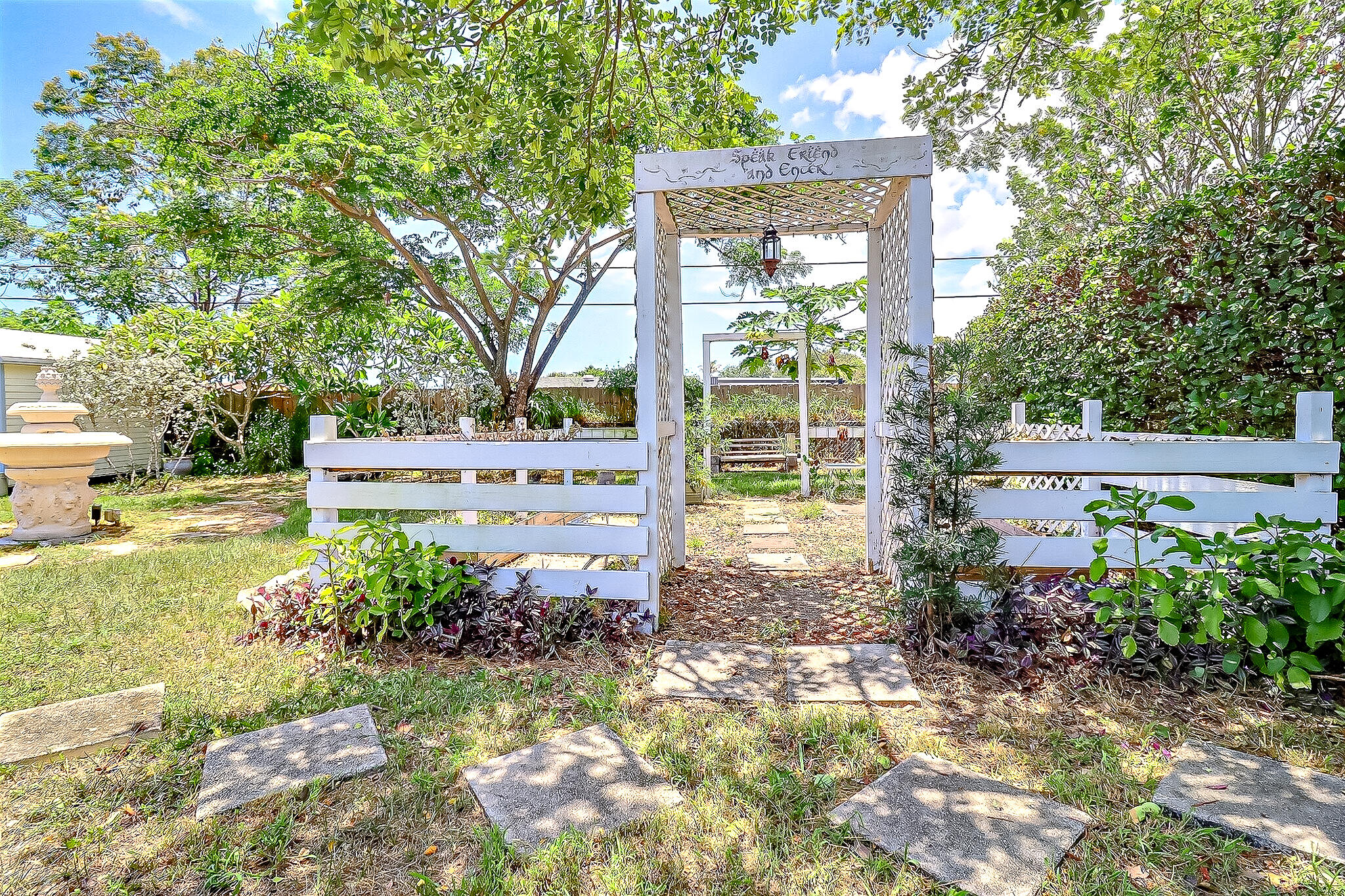 337 Mid Pines, Palm Springs FL 33461