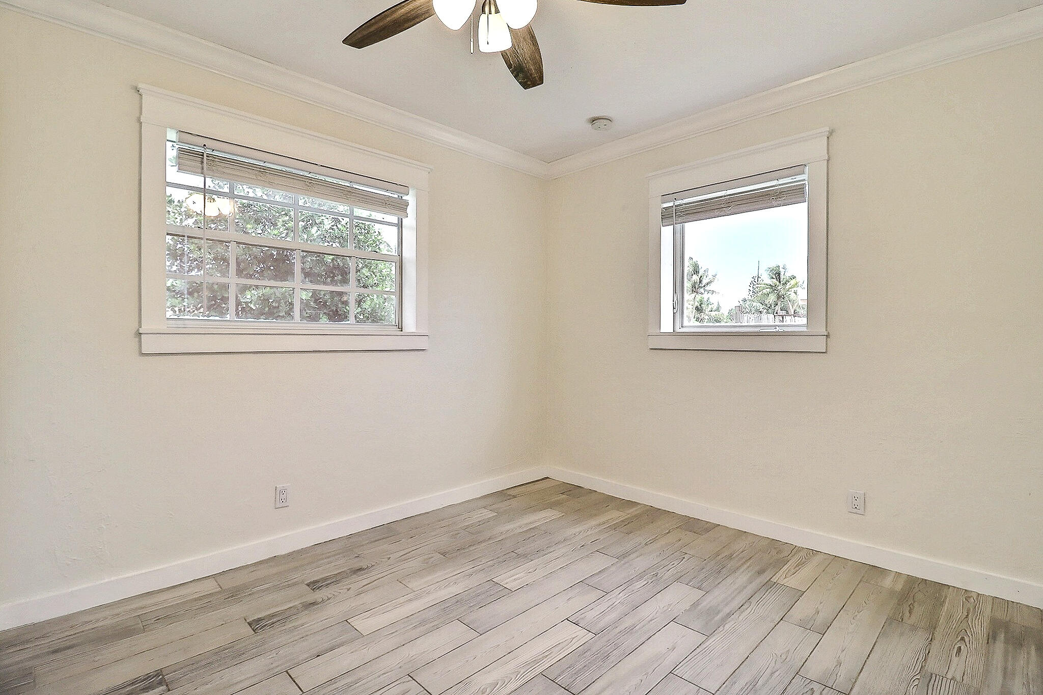 337 Mid Pines, Palm Springs FL 33461