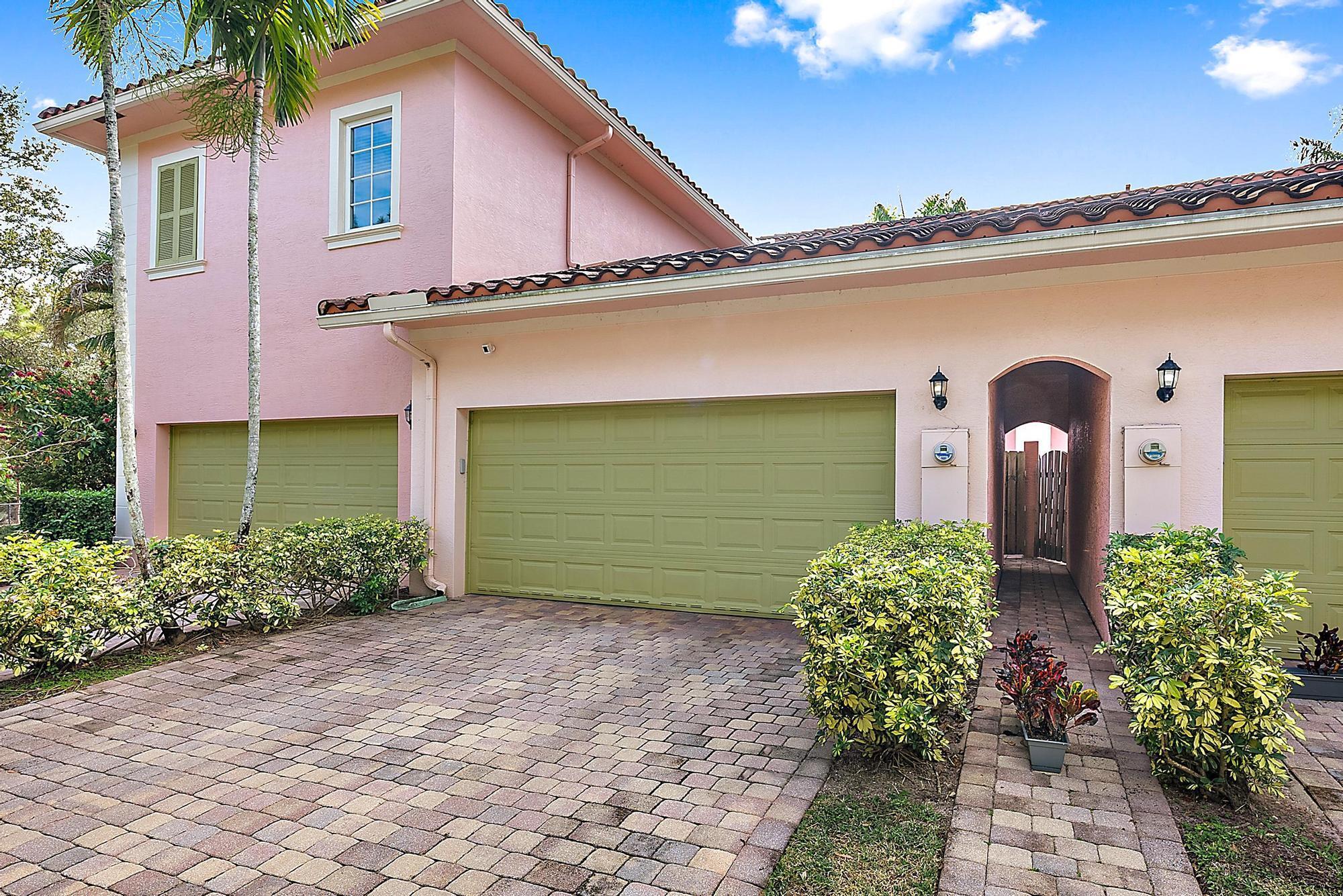 130 Lismore, Jupiter FL 33458