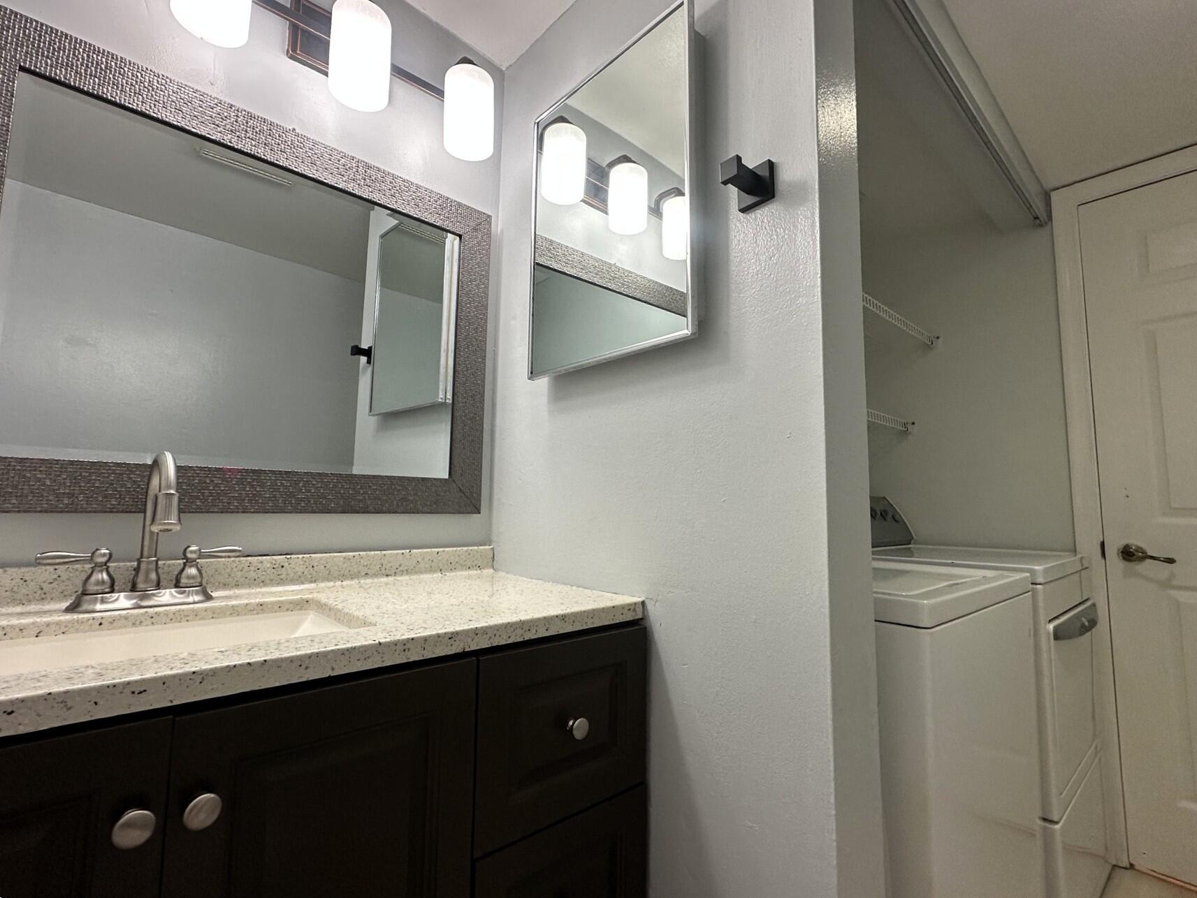 303 Waterview, Palm Springs FL 33461