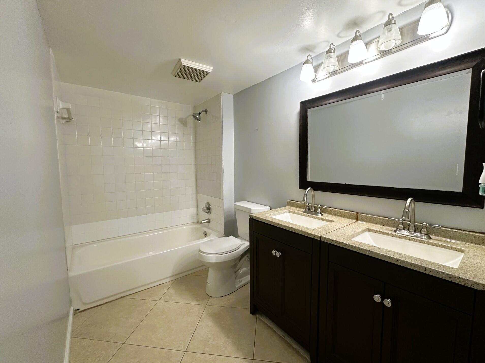 303 Waterview, Palm Springs FL 33461