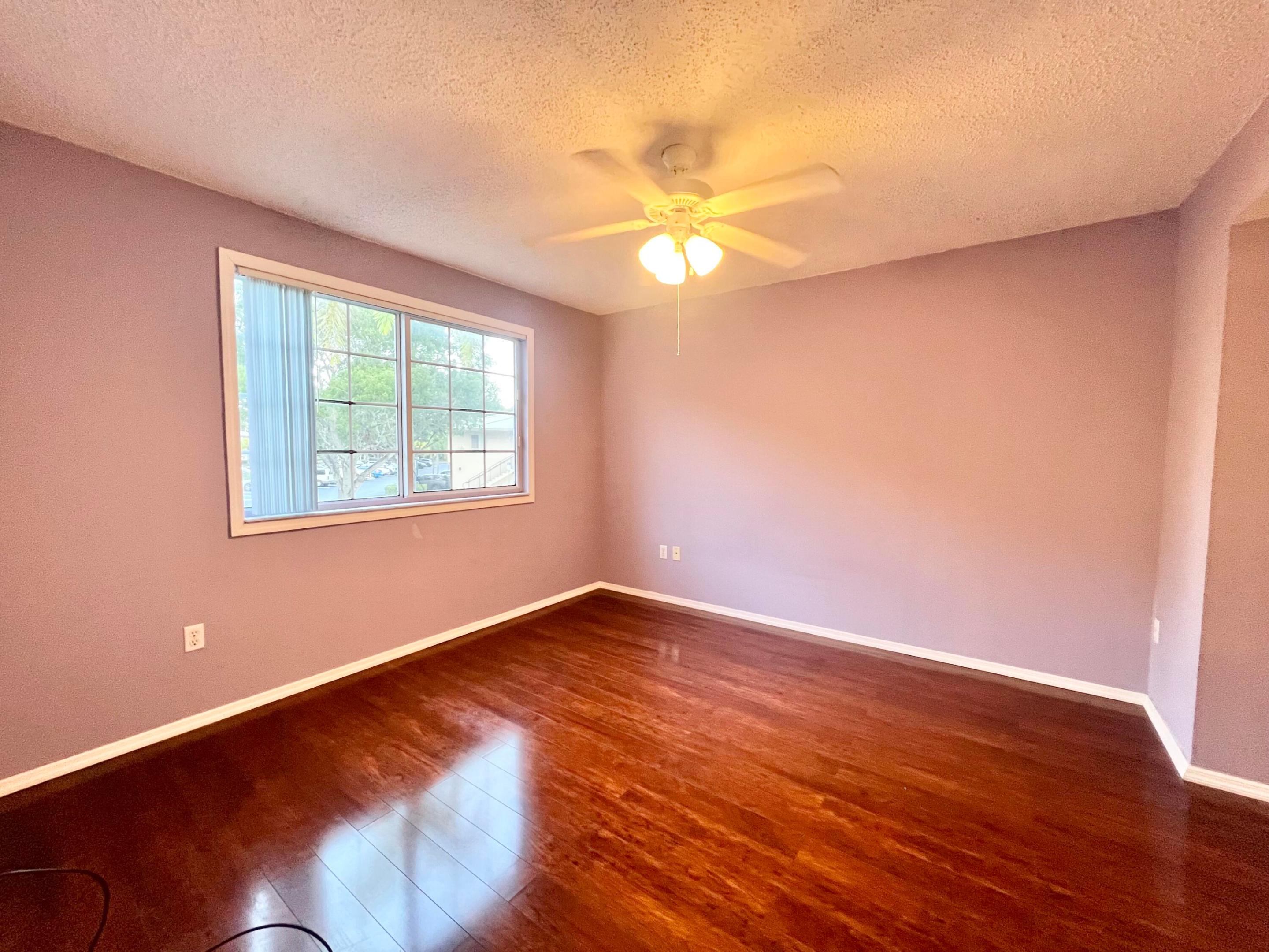 1100 Crestwood #1103, Royal Palm Beach FL 33411