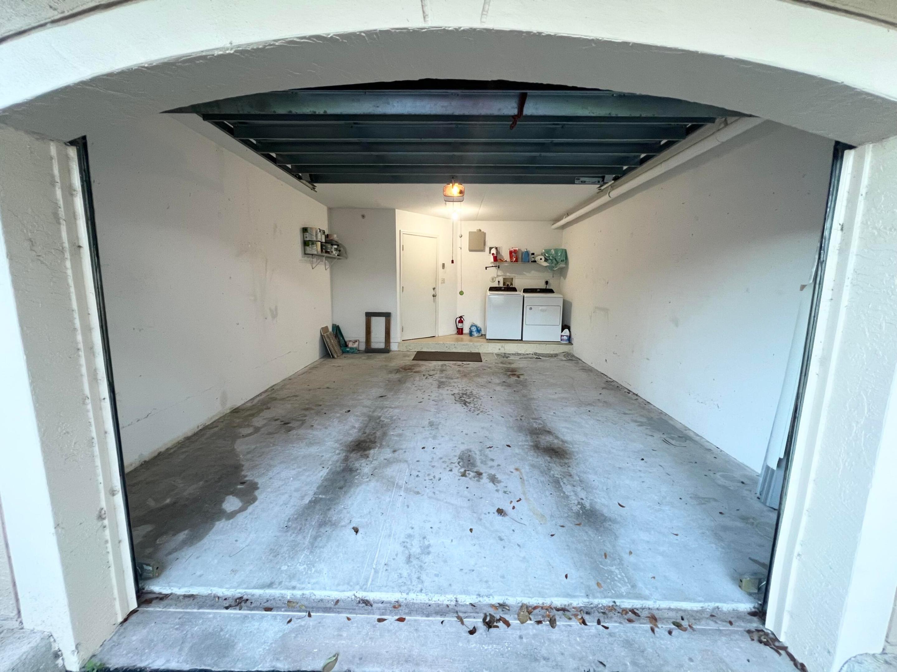 1100 Crestwood #1103, Royal Palm Beach FL 33411