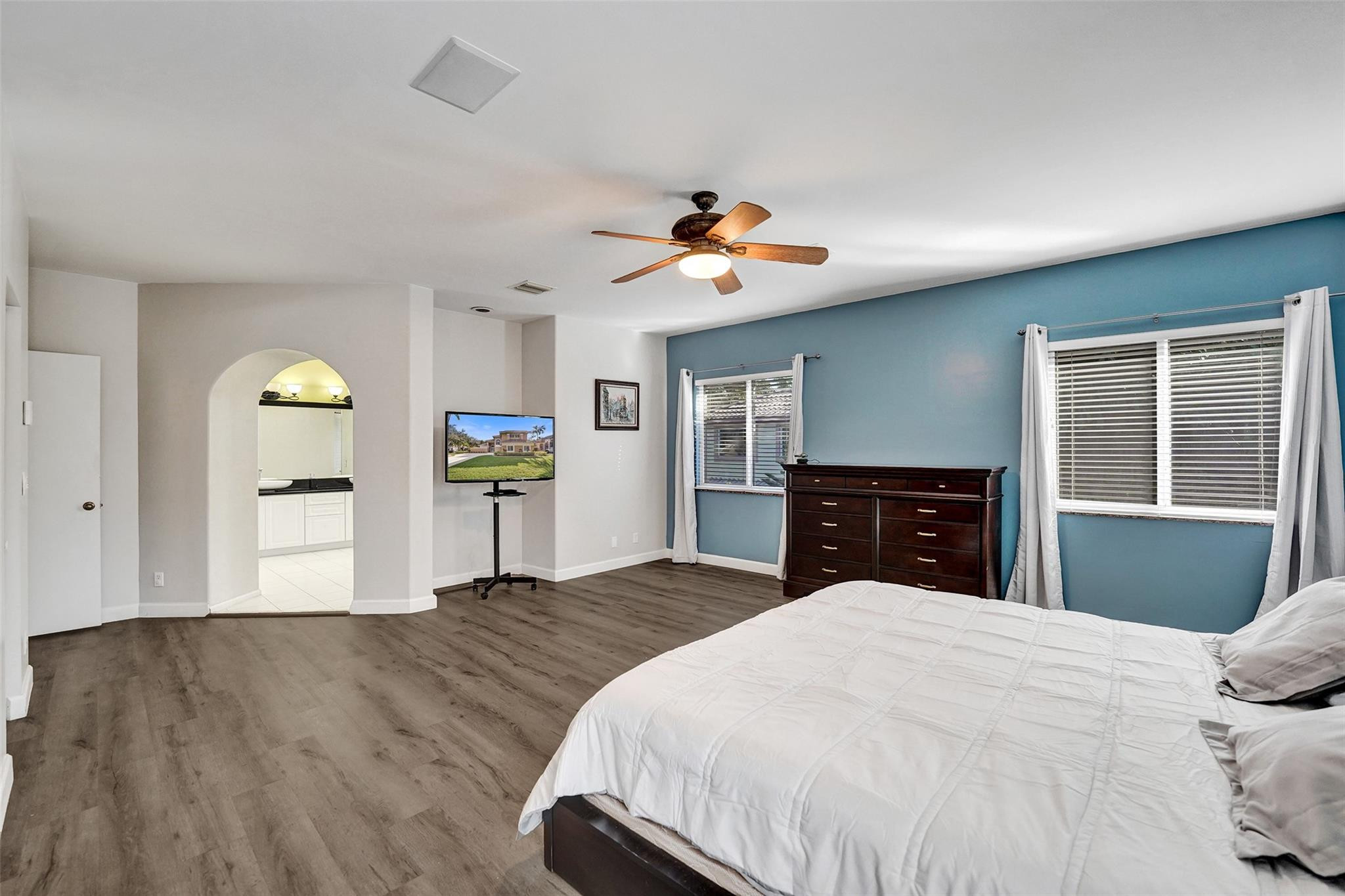 11300 Knot, Cooper City FL 33026