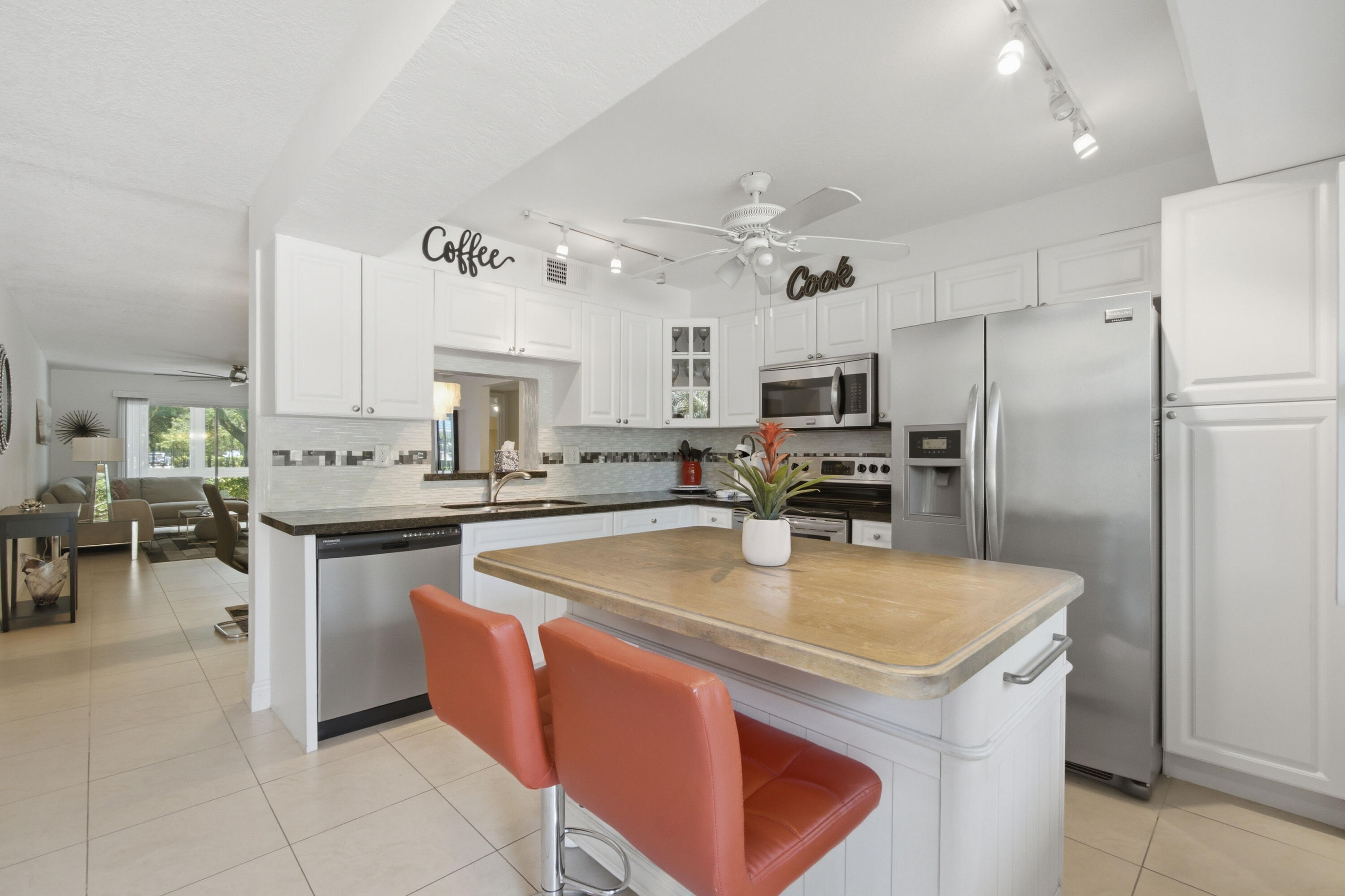 3002 Portofino #D1, Coconut Creek FL 33066
