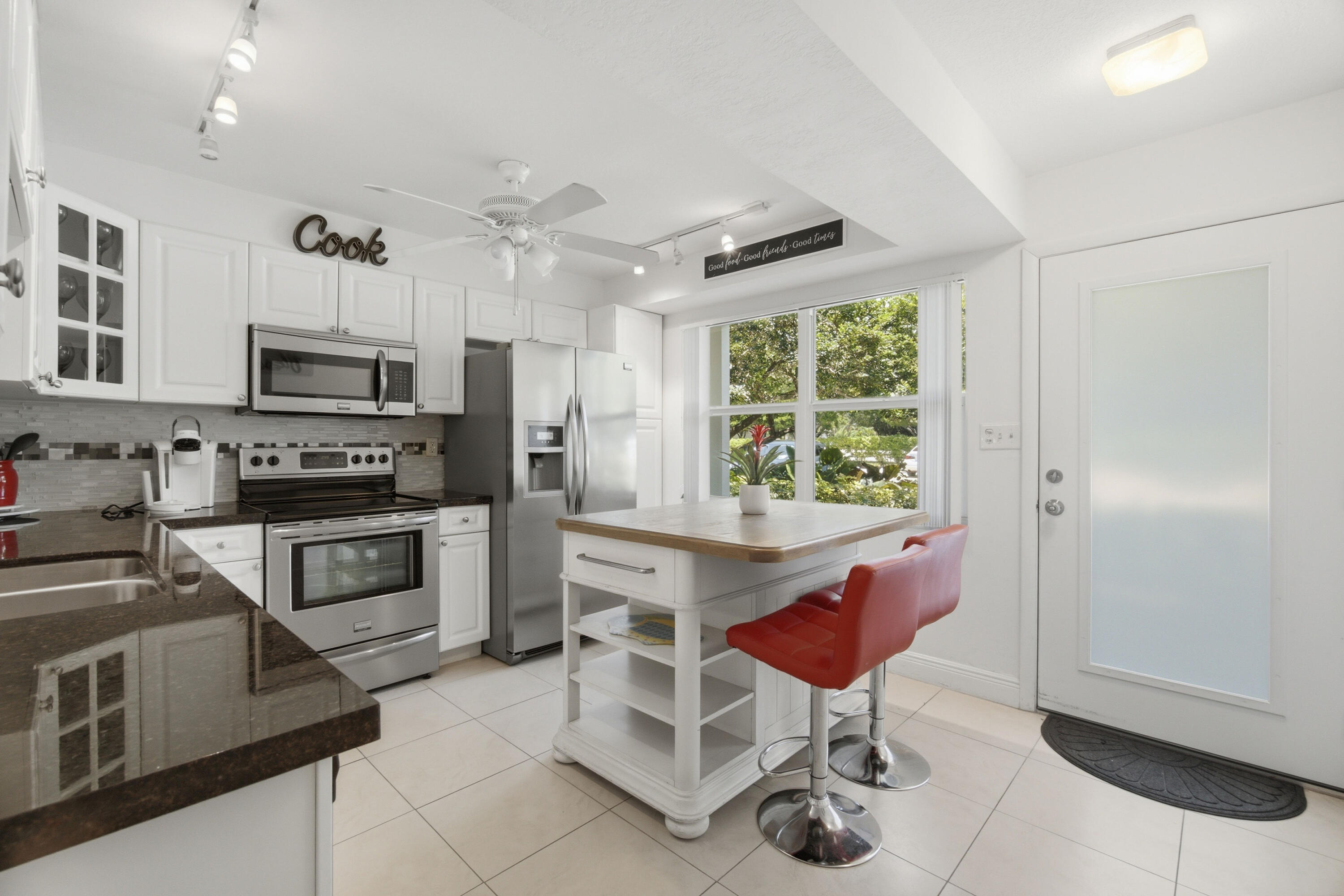 3002 Portofino #D1, Coconut Creek FL 33066