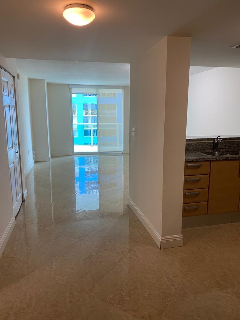 2101 Brickell #504, Miami FL 33129