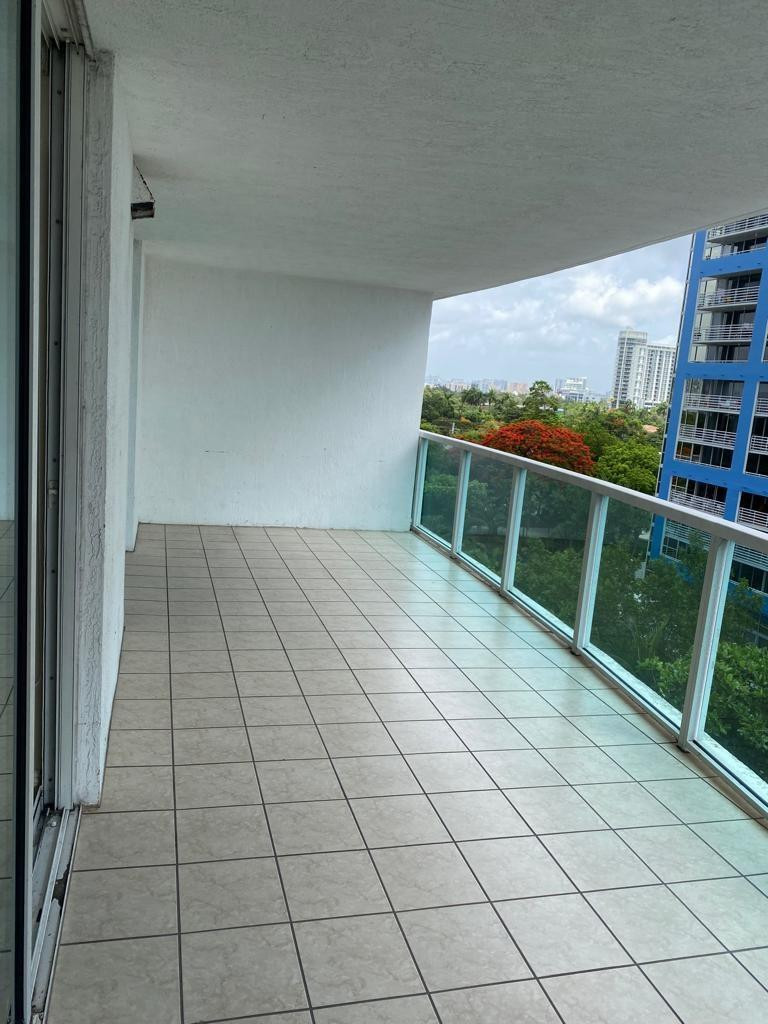 2101 Brickell #504, Miami FL 33129