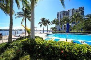 2101 Brickell #504, Miami FL 33129