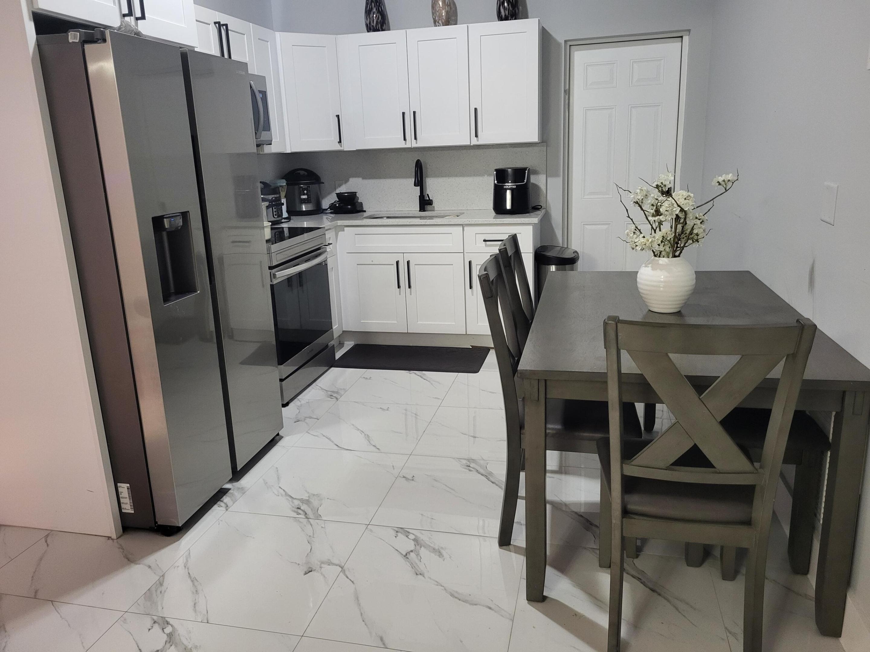 3004 Alice #1, Palm Springs FL 33461