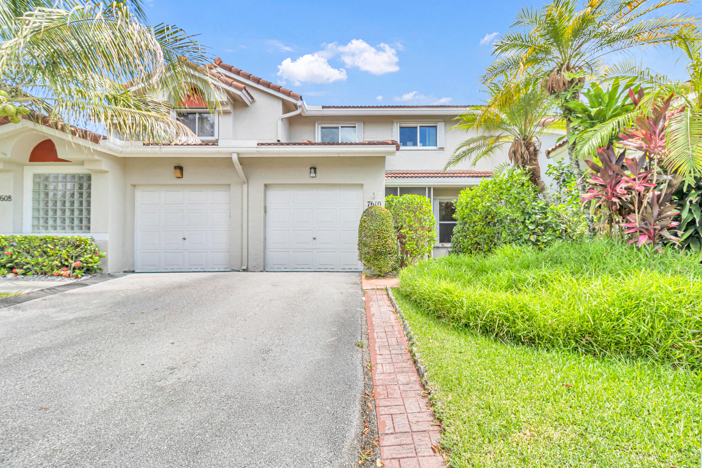 7610 Pinewalk #128, Margate FL 33063