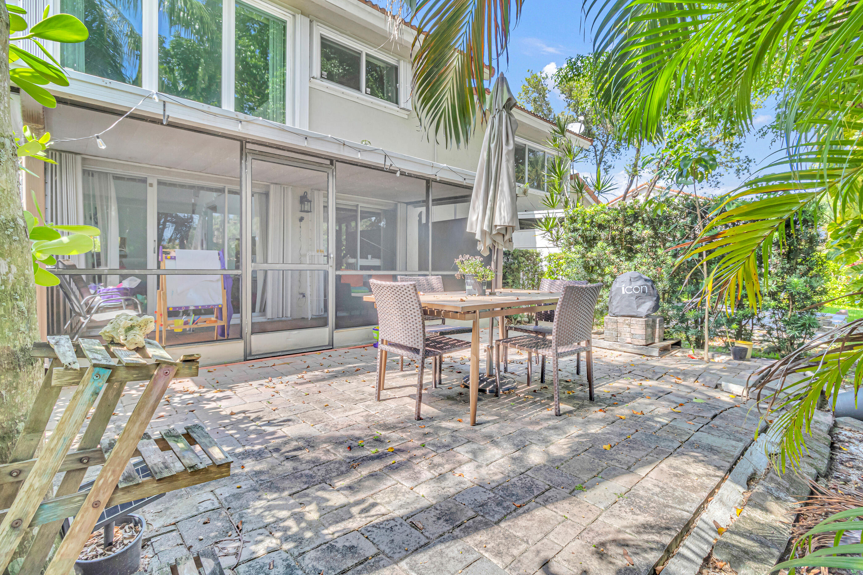 7610 Pinewalk #128, Margate FL 33063