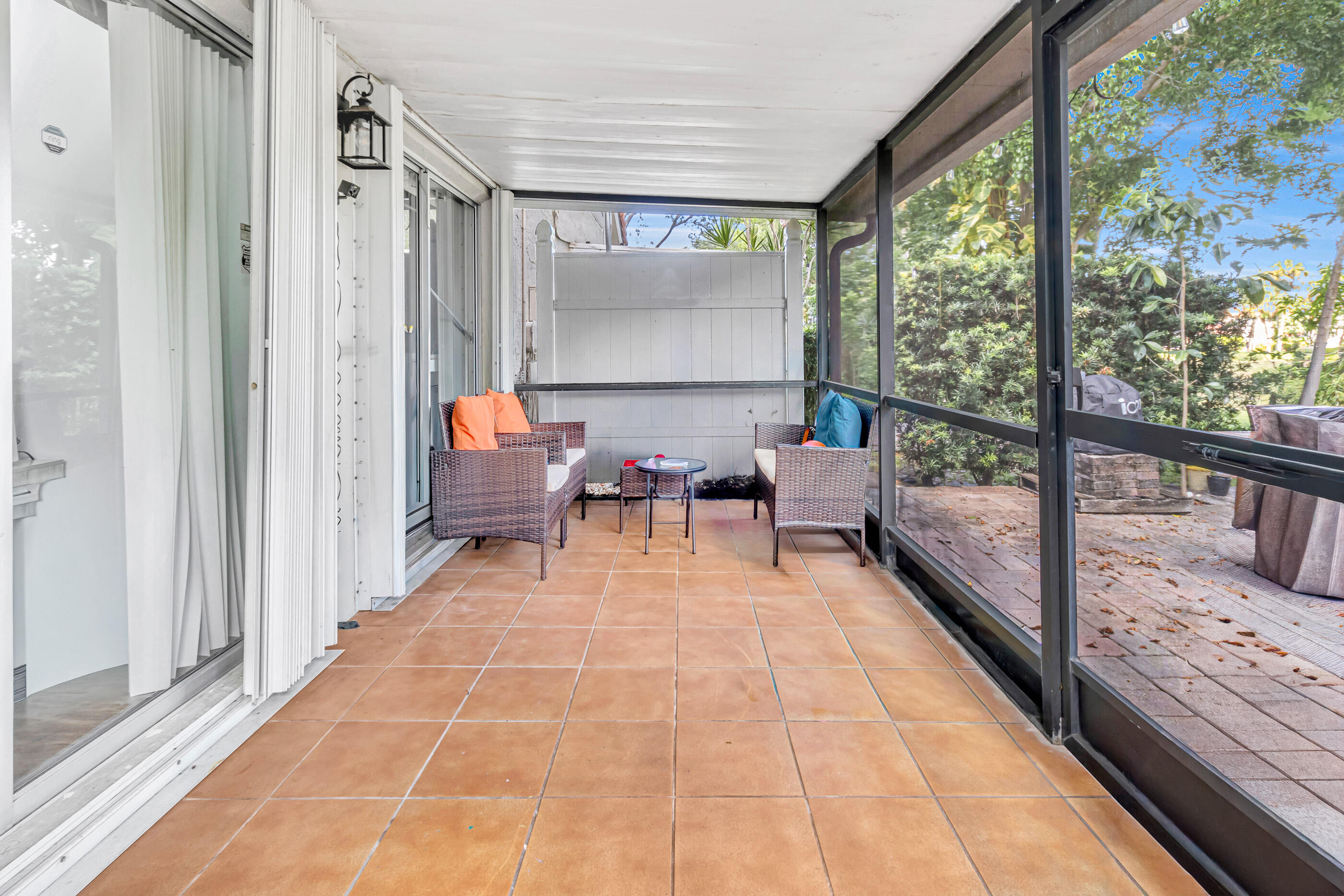 7610 Pinewalk #128, Margate FL 33063