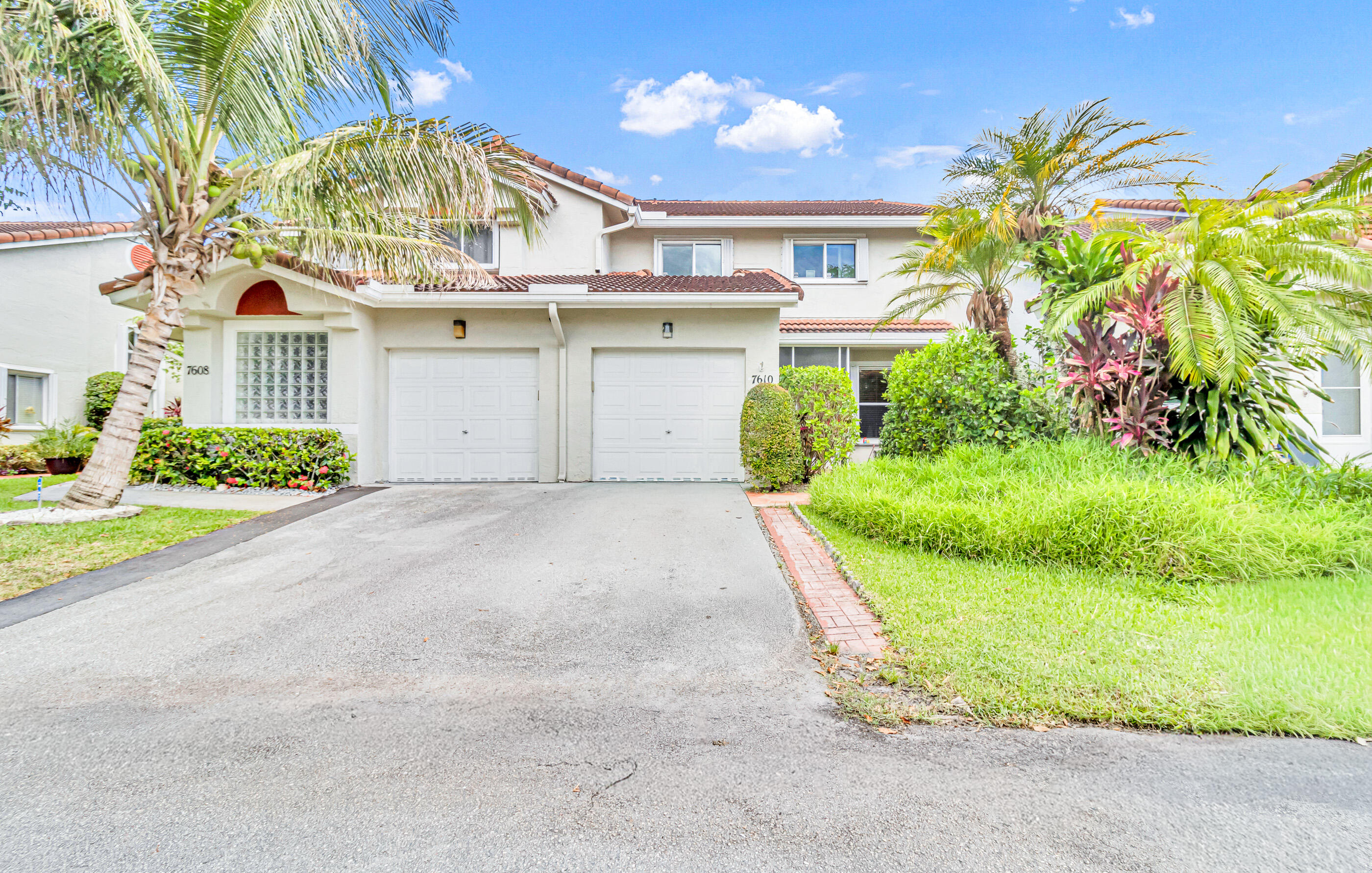 7610 Pinewalk #128, Margate FL 33063