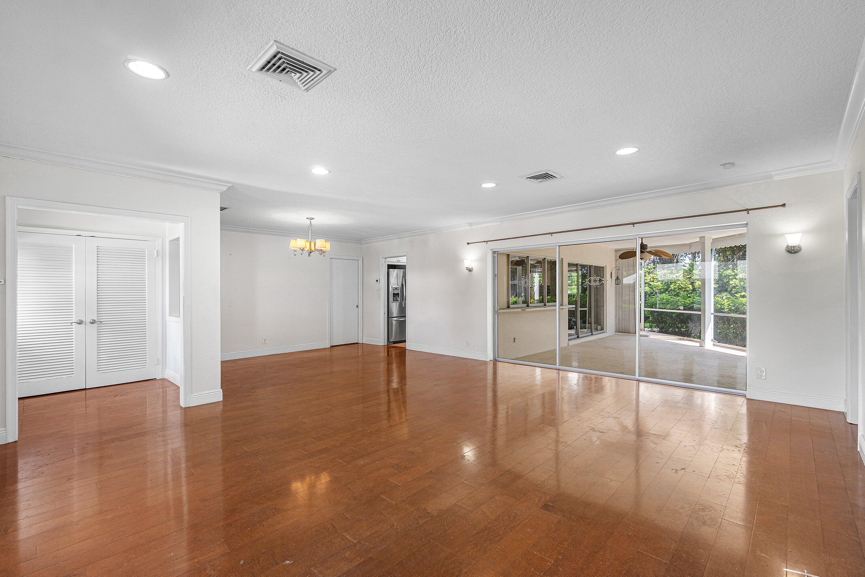 781 Apple Tree, Boca Raton FL 33486