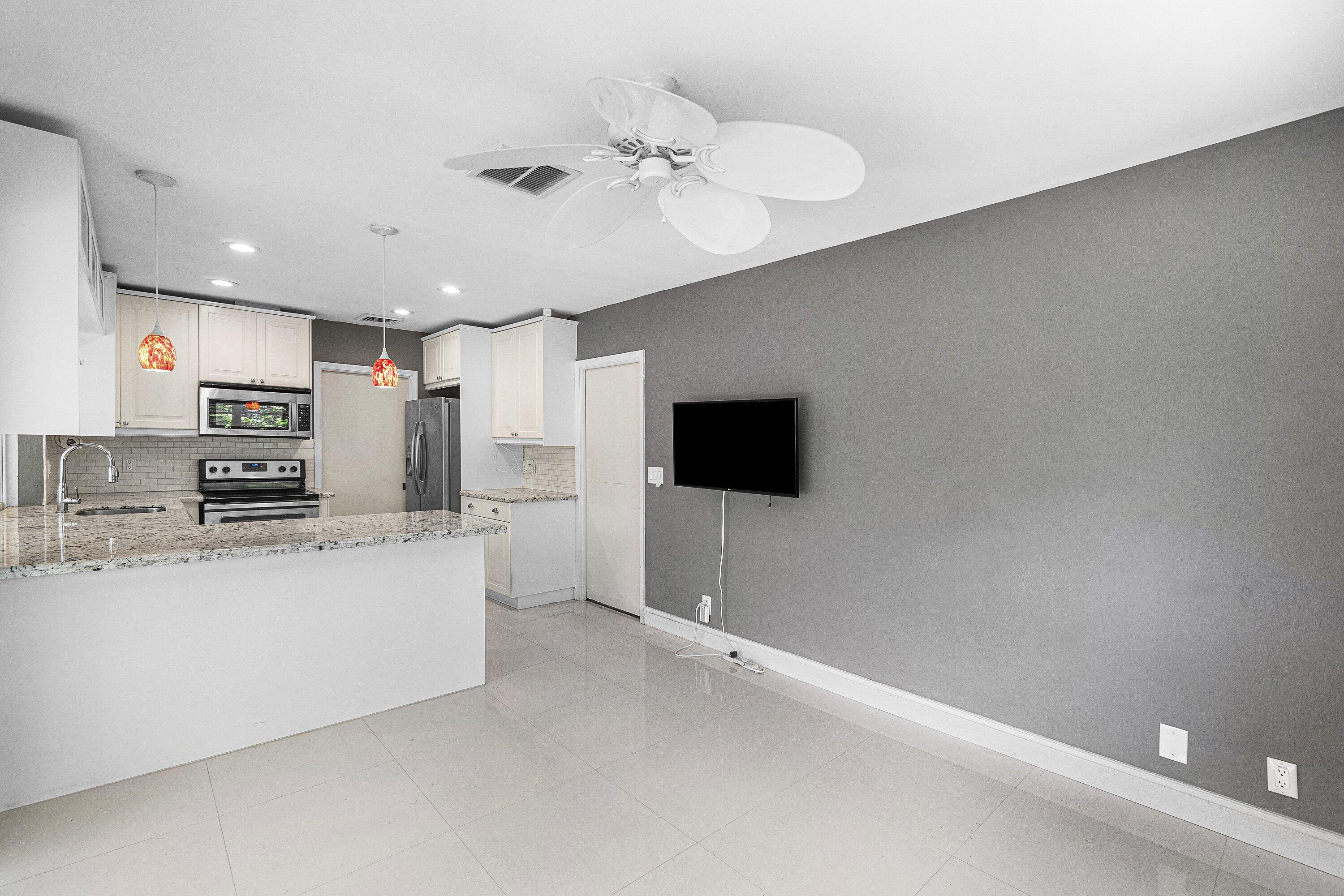 781 Apple Tree, Boca Raton FL 33486