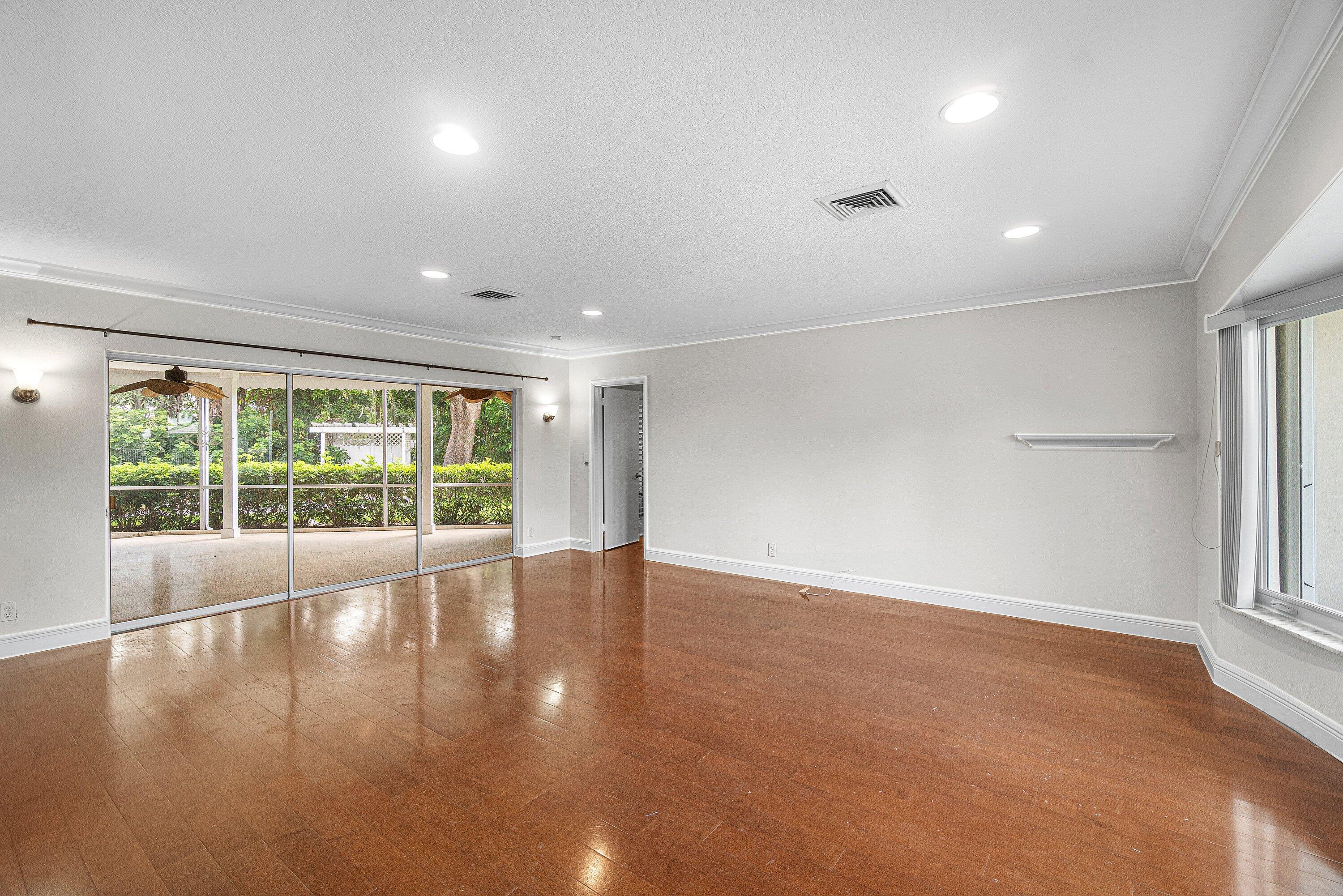 781 Apple Tree, Boca Raton FL 33486