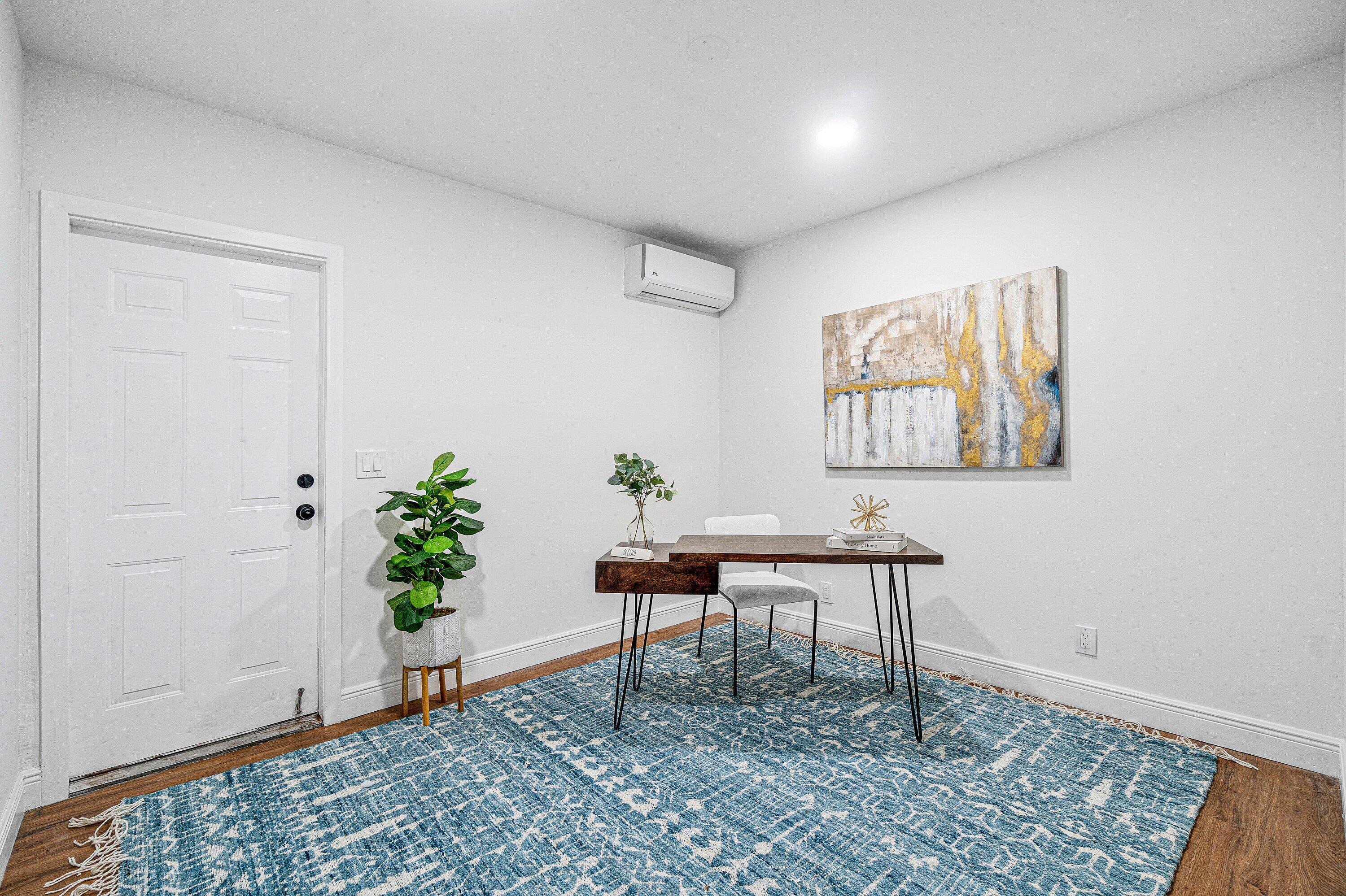 718 SW 27th, Boynton Beach FL 33435