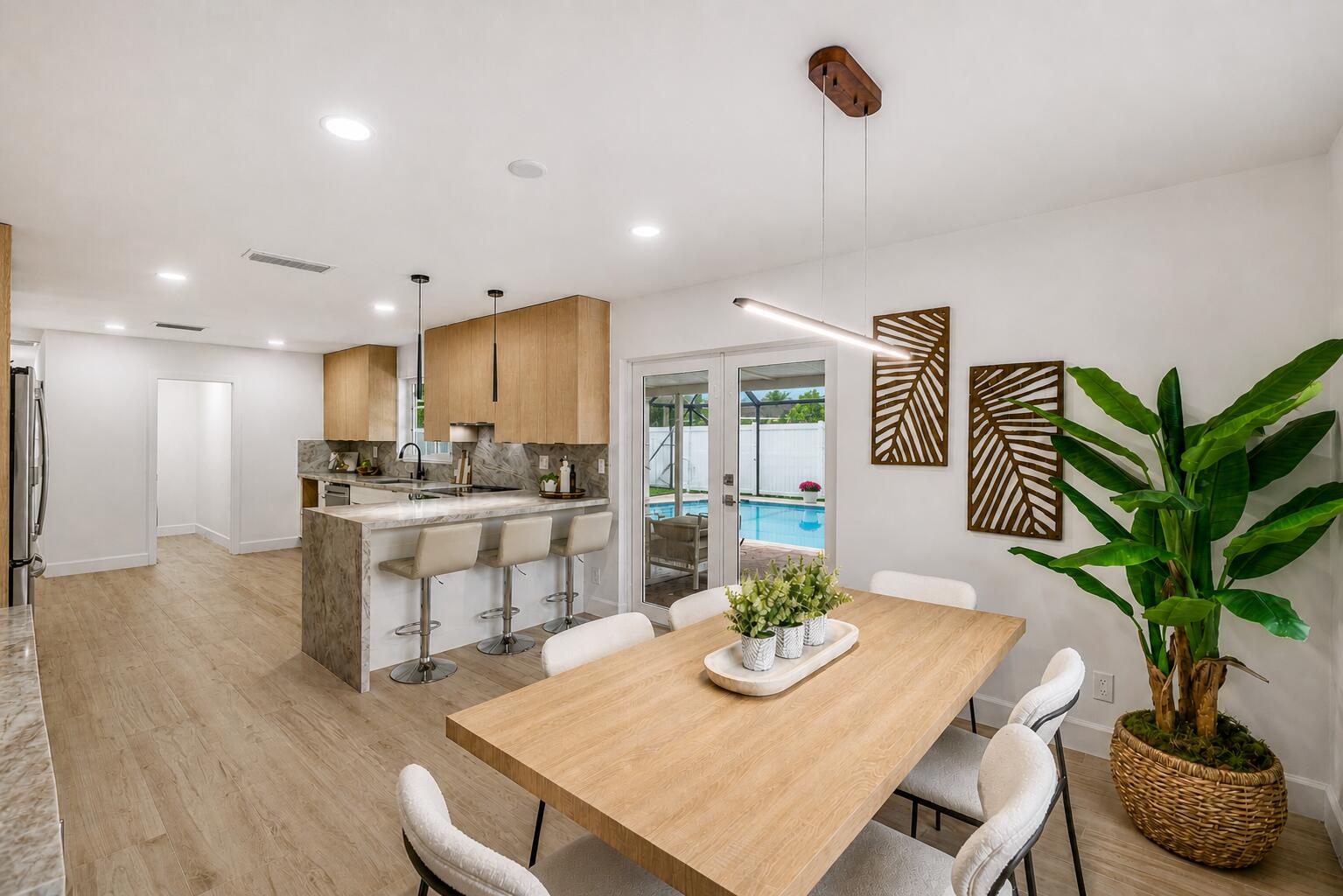 718 SW 27th, Boynton Beach FL 33435