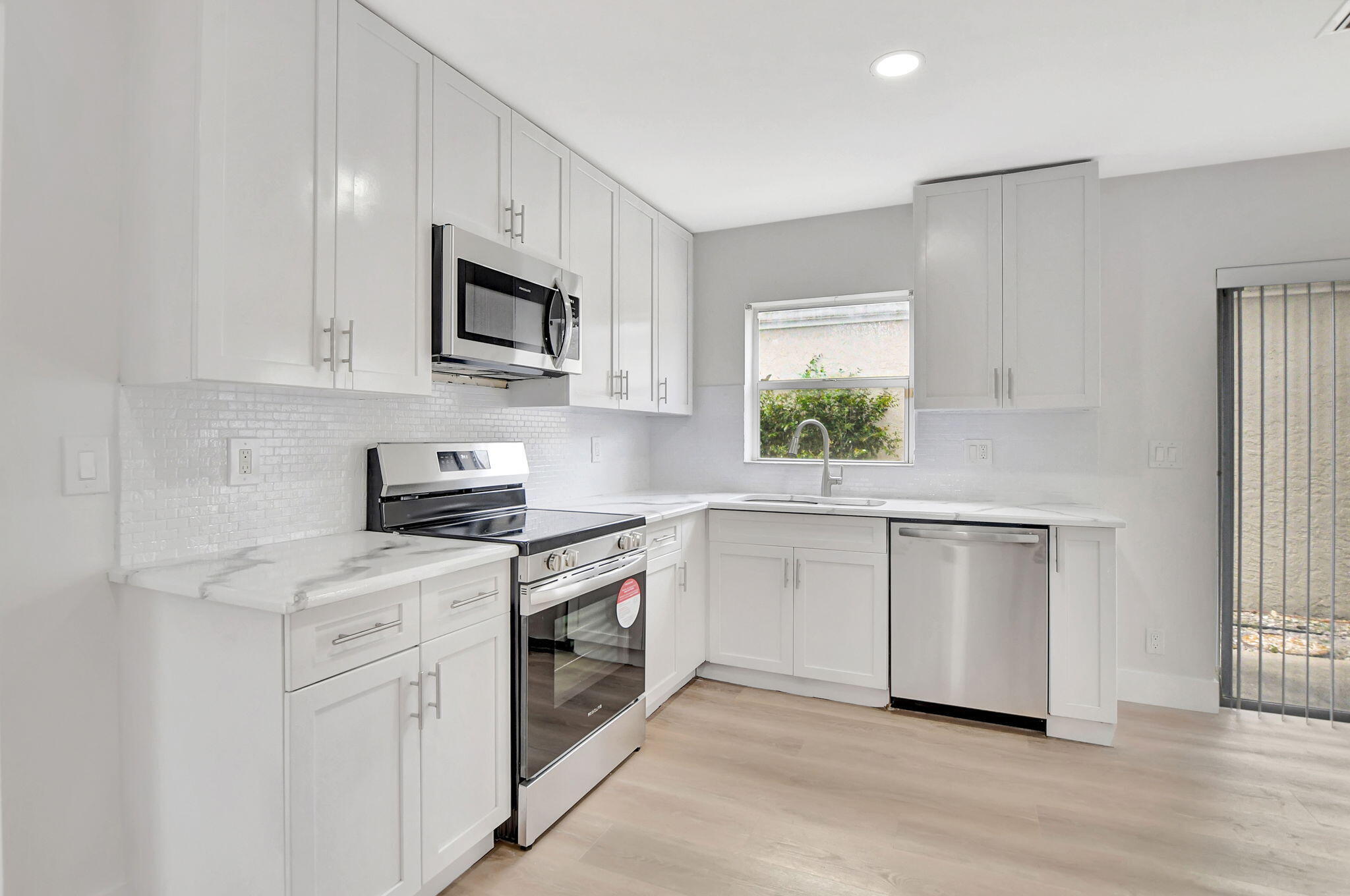 21391 Millbrook, Boca Raton FL 33498