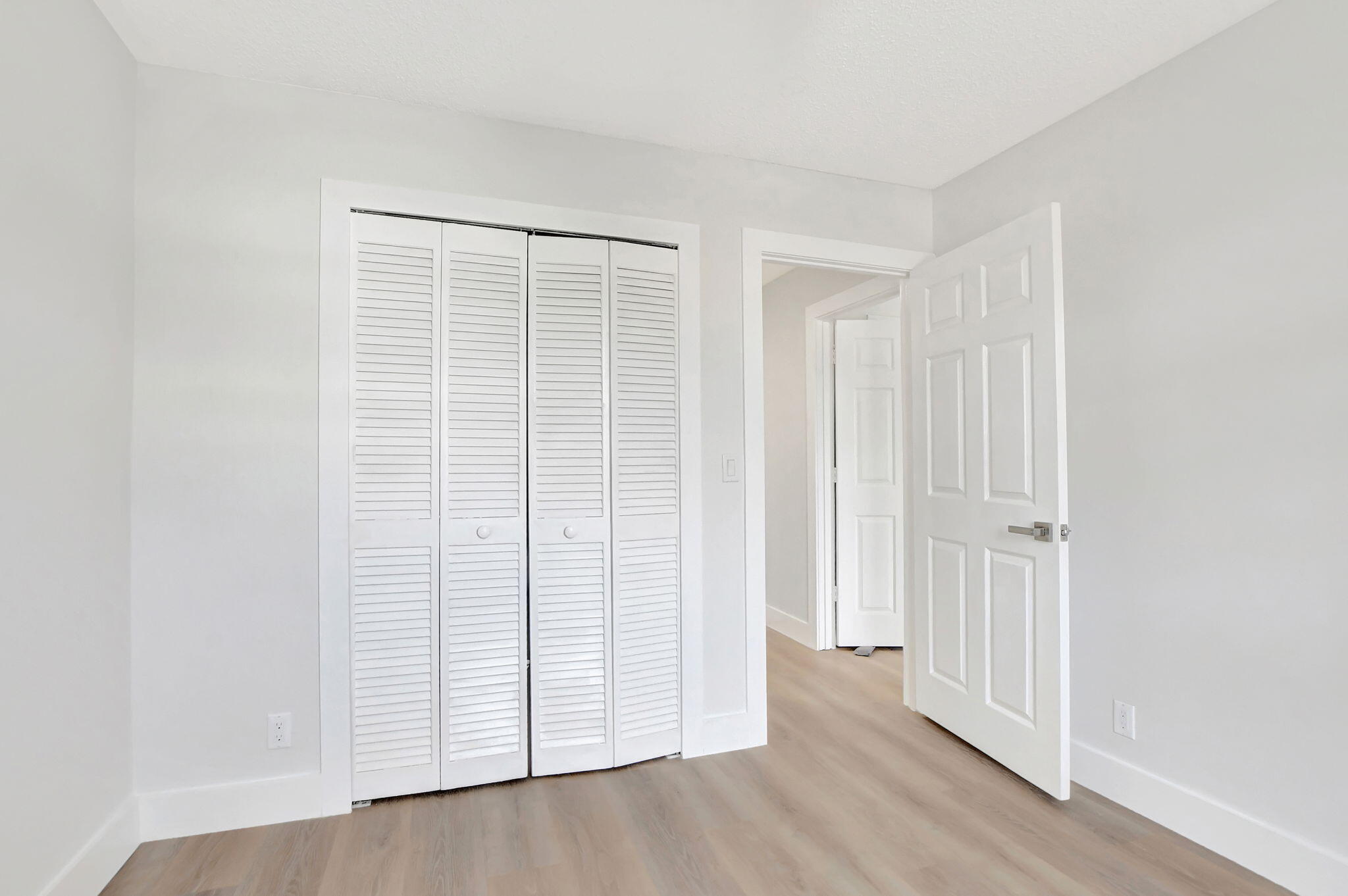 21391 Millbrook, Boca Raton FL 33498