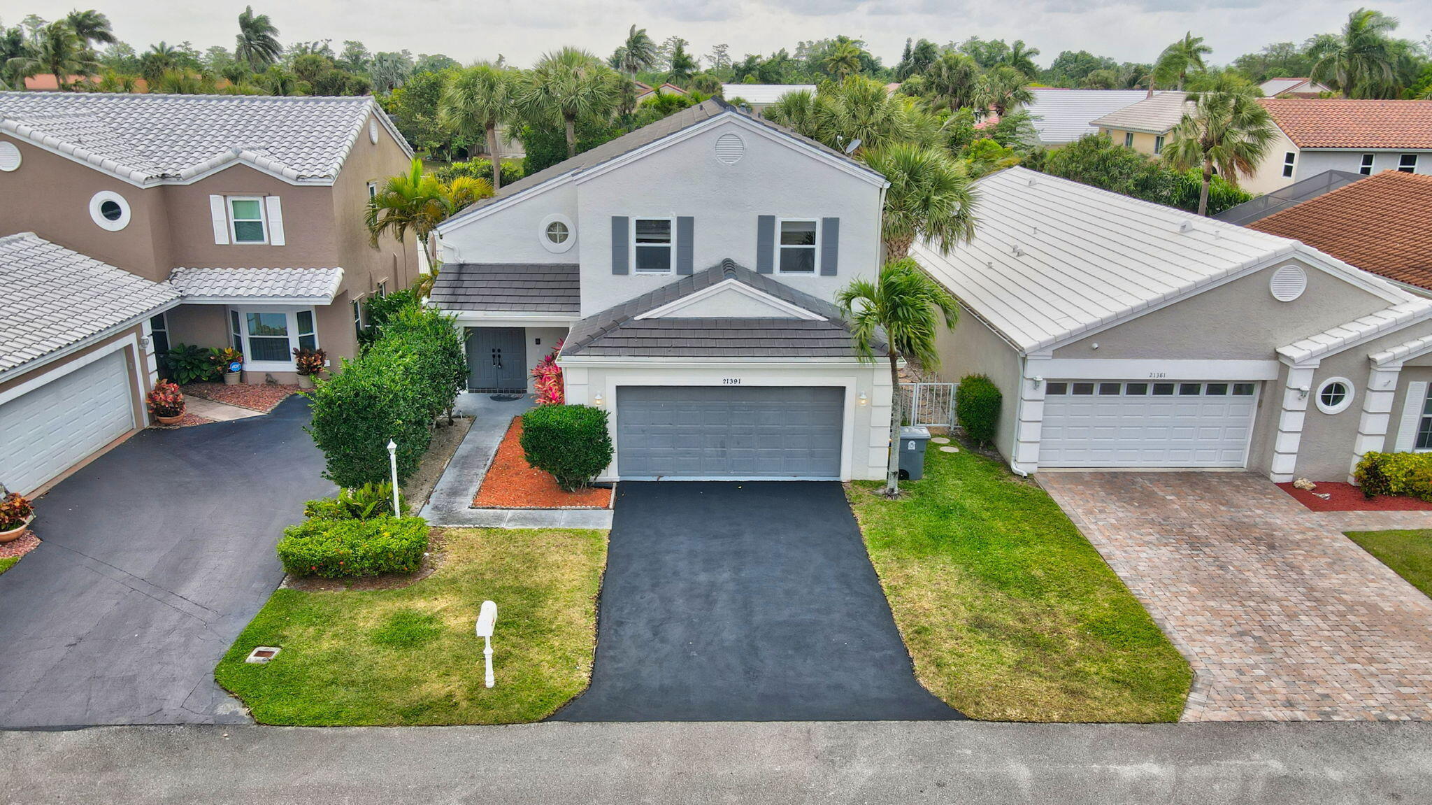 21391 Millbrook, Boca Raton FL 33498