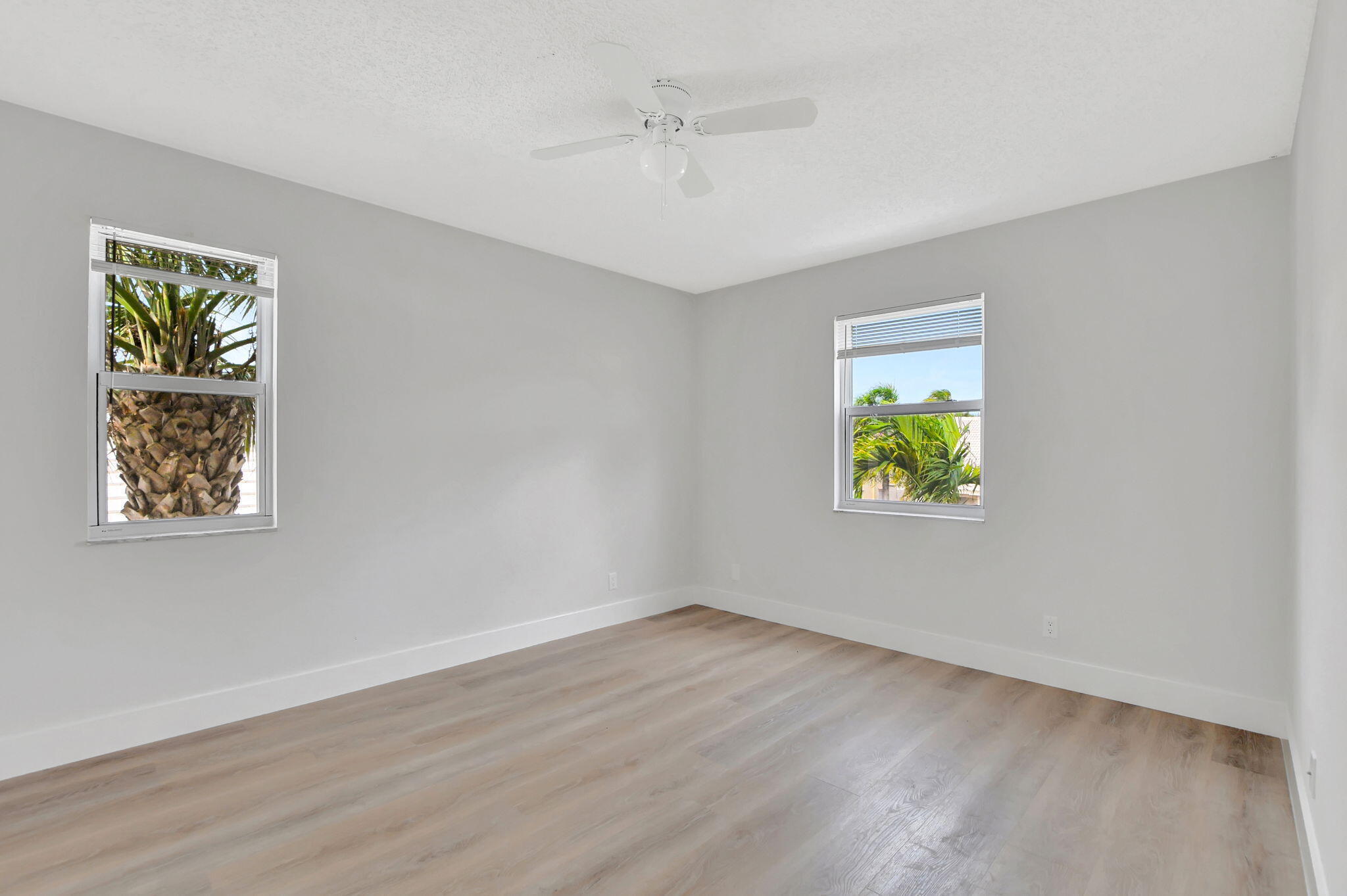 21391 Millbrook, Boca Raton FL 33498