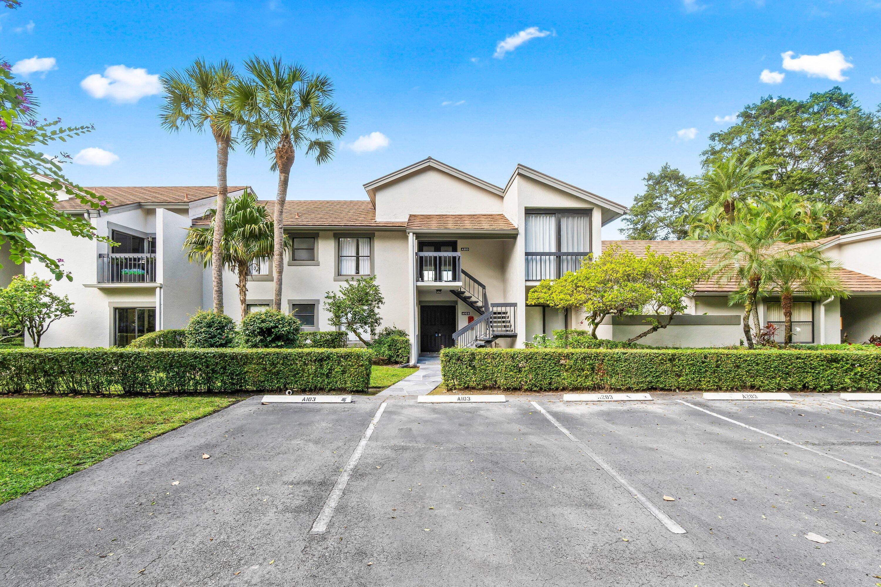 11223 Pond View #A103, Wellington FL 33414