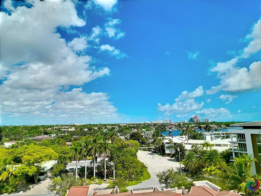 2555 NE 11th #809, Fort Lauderdale FL 33304