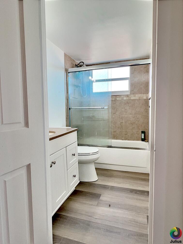 2555 NE 11th #809, Fort Lauderdale FL 33304
