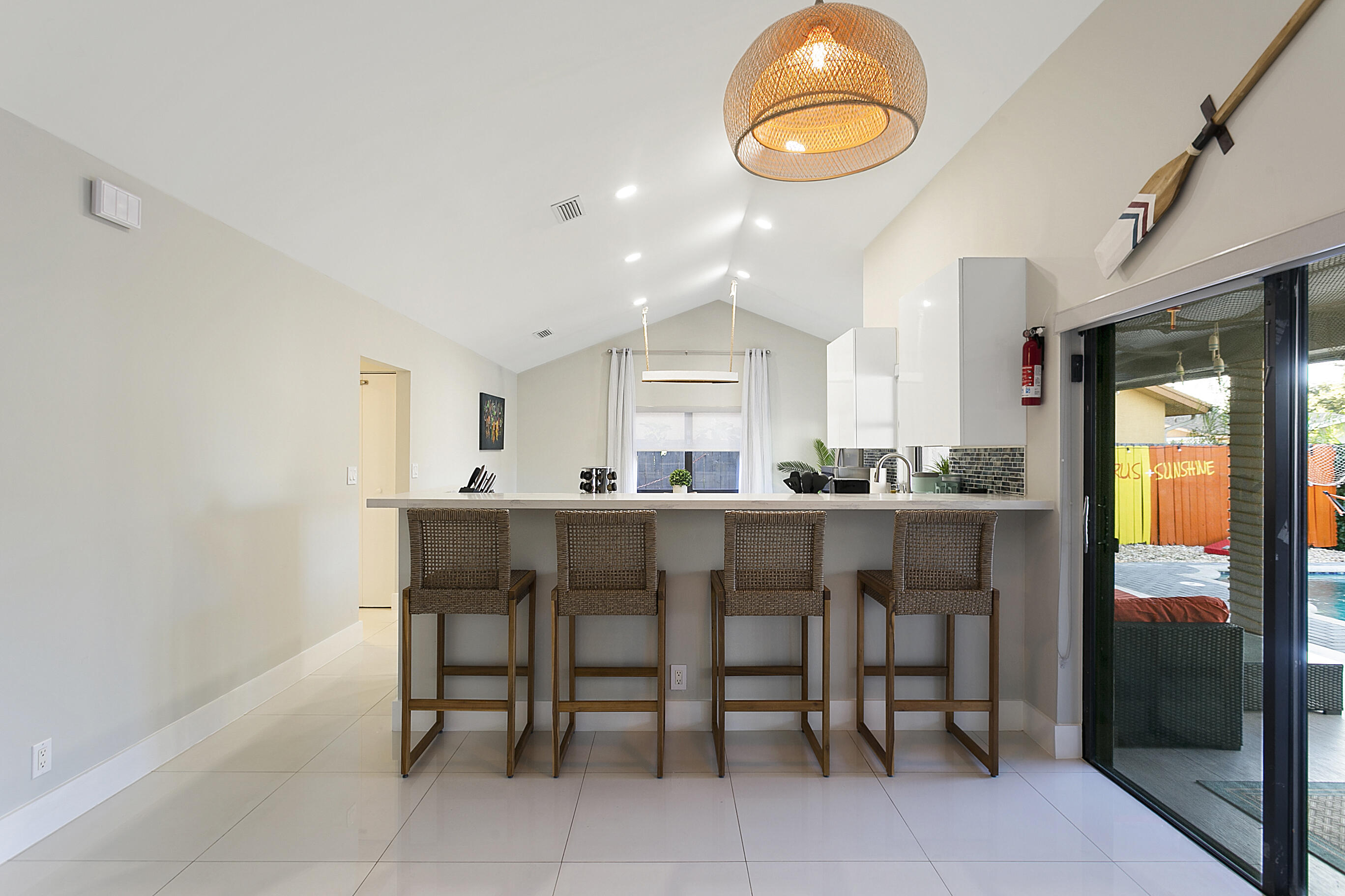 231 SE 8th, Dania Beach FL 33004