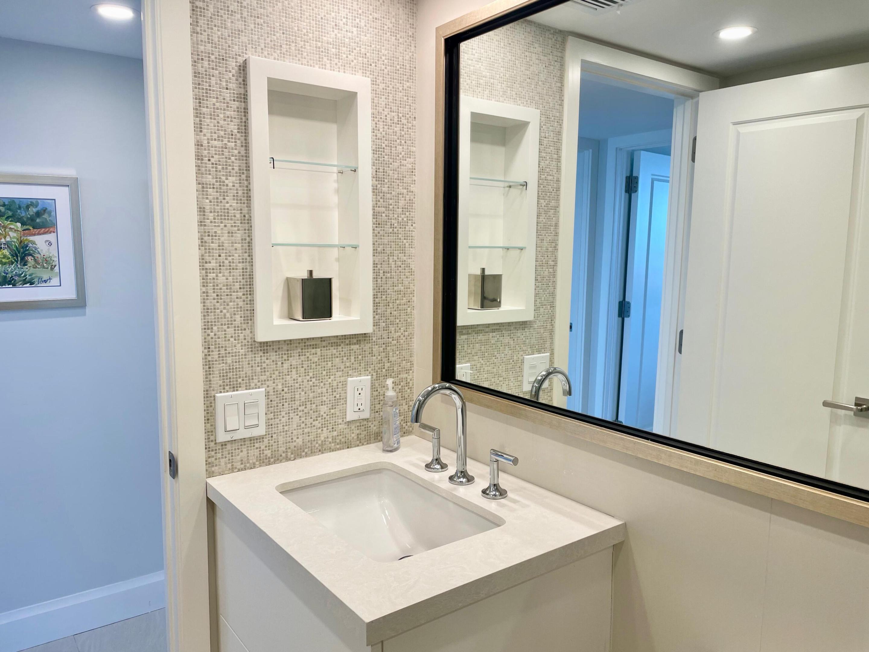 250 S Ocean #6f, Boca Raton FL 33432
