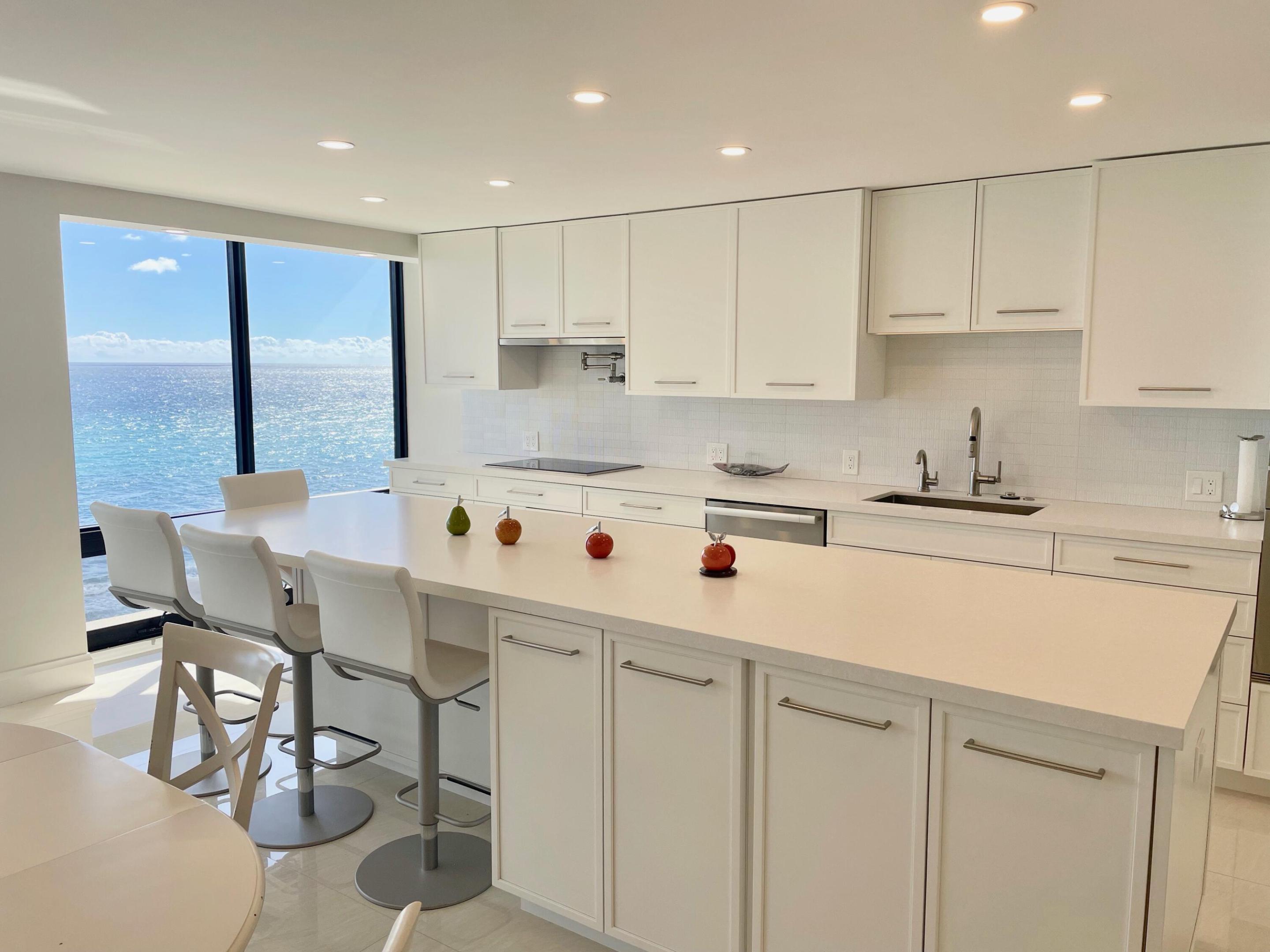 250 S Ocean #6f, Boca Raton FL 33432
