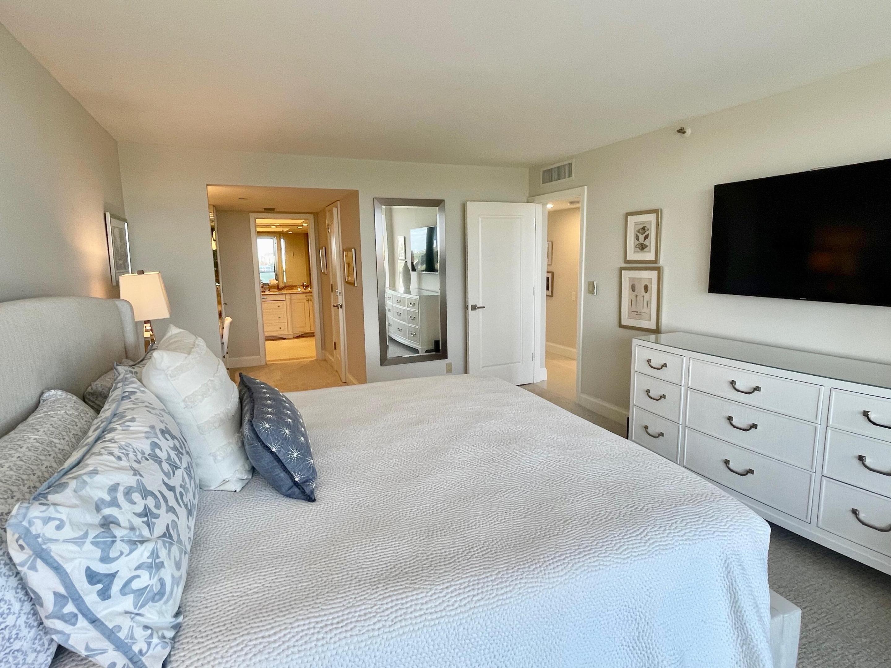 250 S Ocean #6f, Boca Raton FL 33432