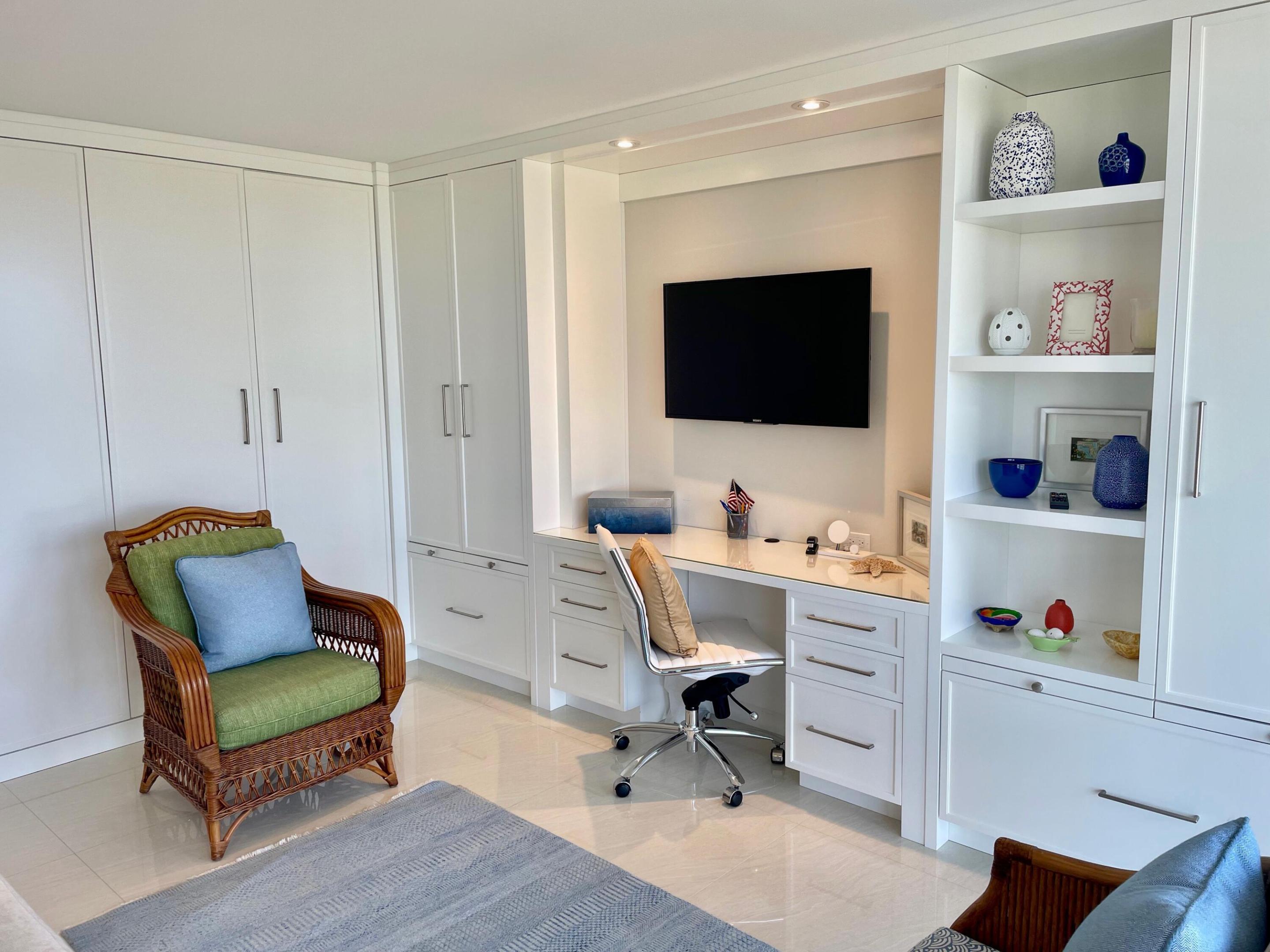 250 S Ocean #6f, Boca Raton FL 33432