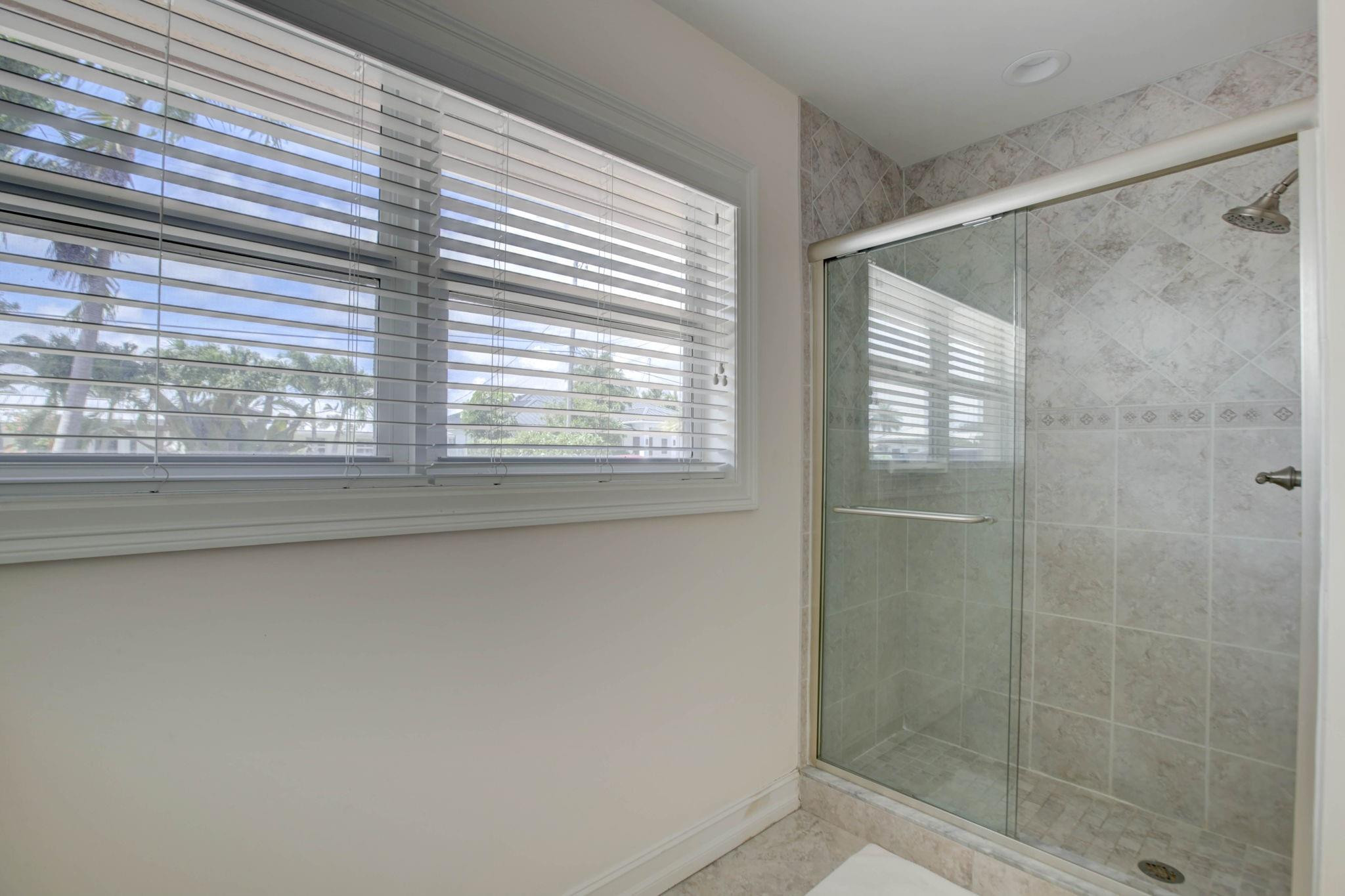 1920 Waters Edge, Pompano Beach FL 33062
