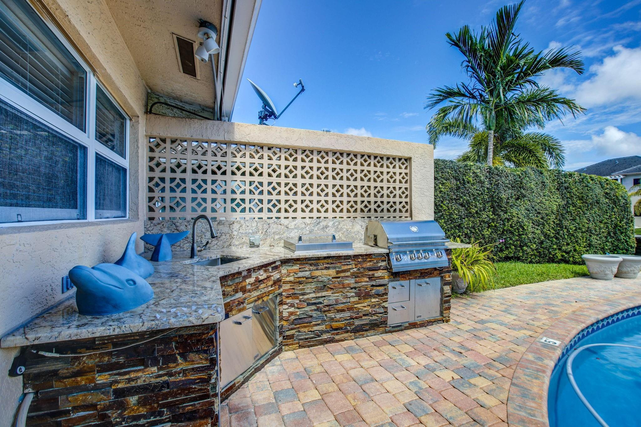 1920 Waters Edge, Pompano Beach FL 33062