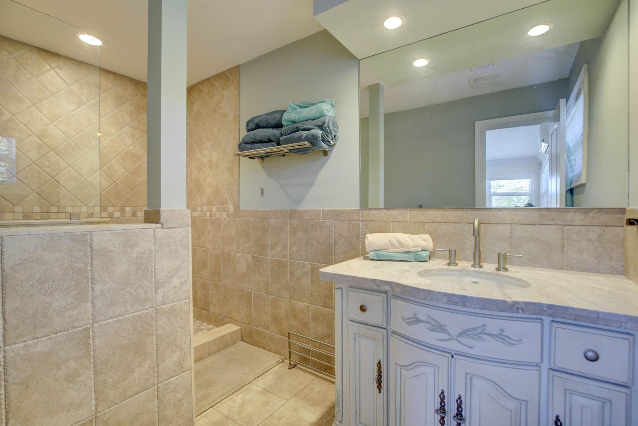 1920 Waters Edge, Pompano Beach FL 33062