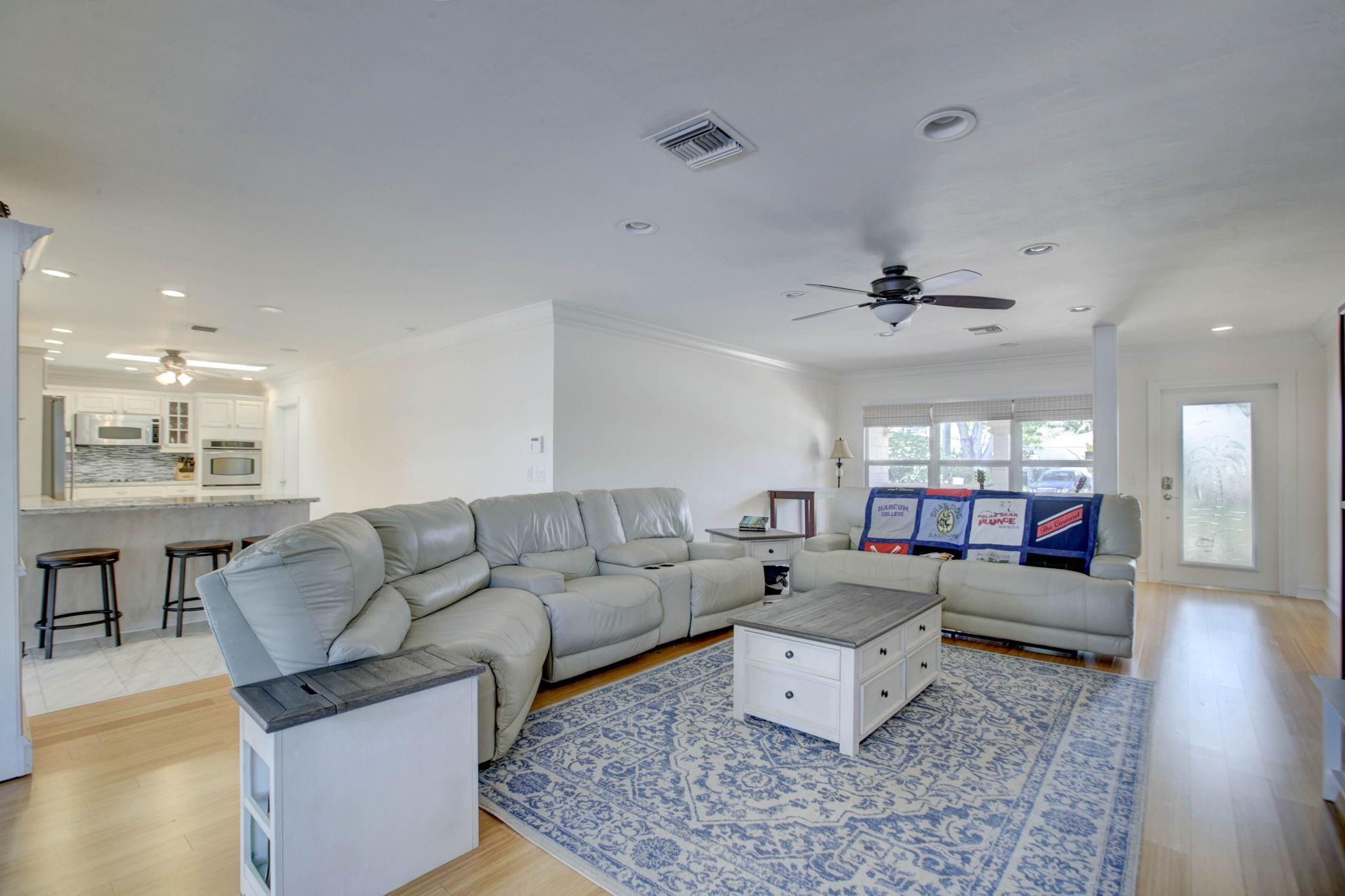 1920 Waters Edge, Pompano Beach FL 33062