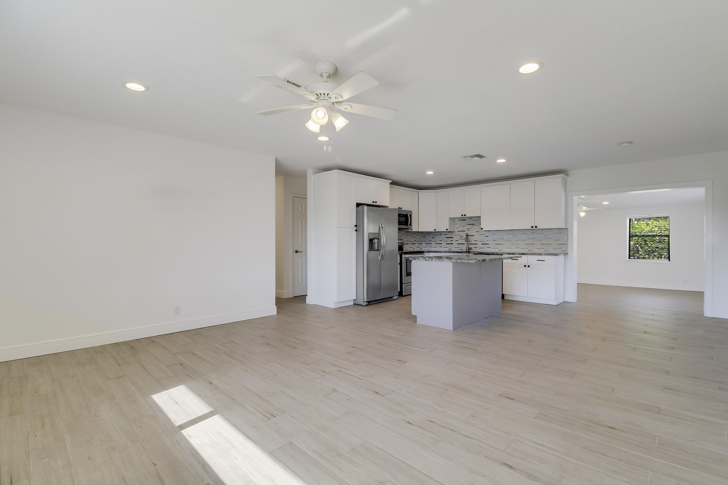816 Juniper, North Palm Beach FL 33408