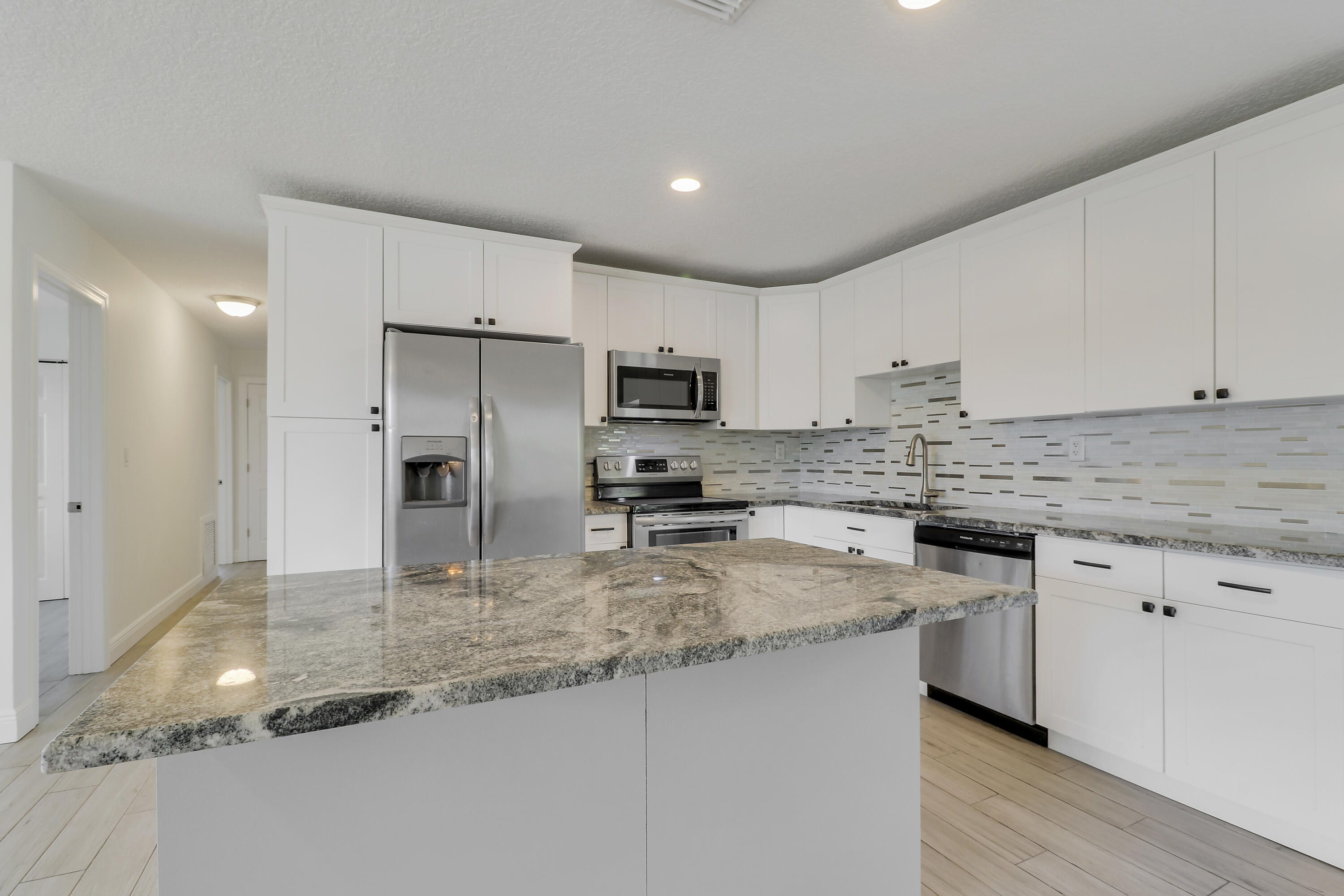 816 Juniper, North Palm Beach FL 33408